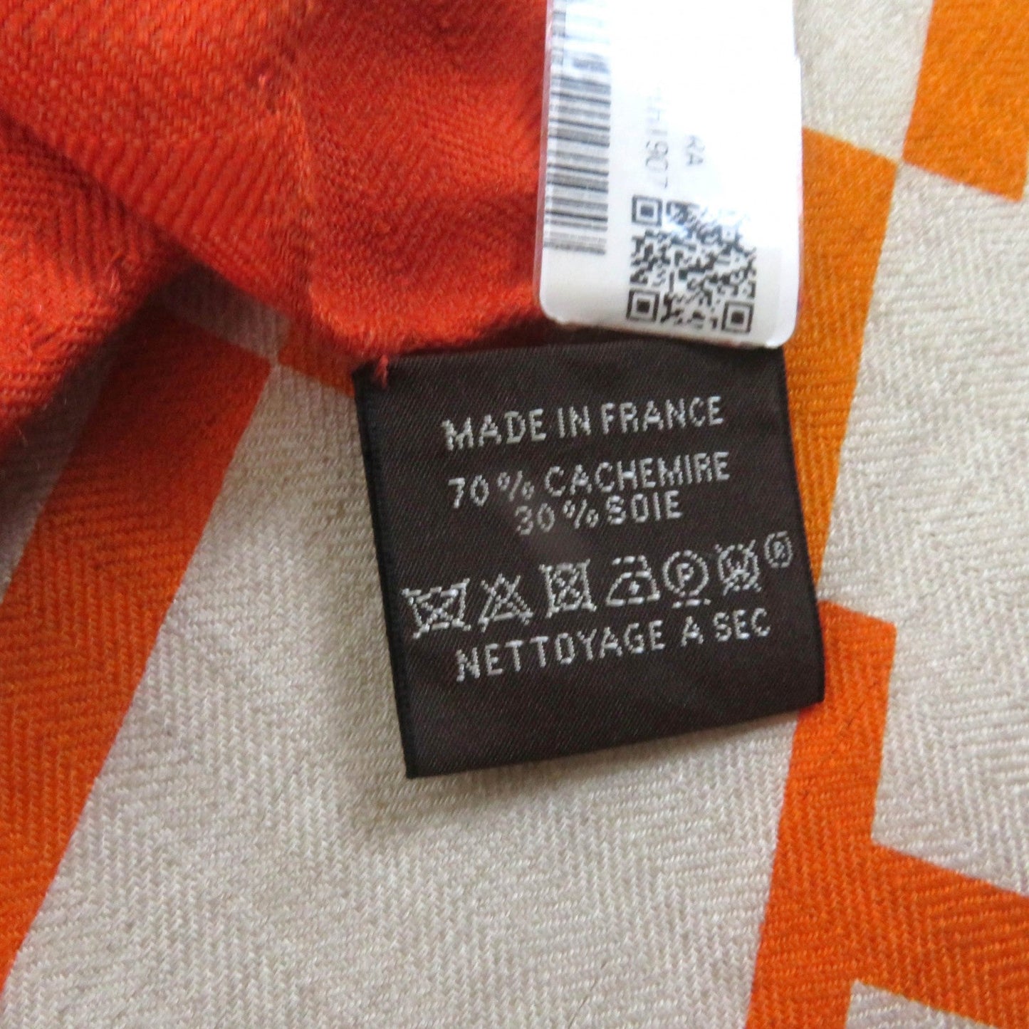 HERMES Stall cashmere Orange Carre140 Caregean