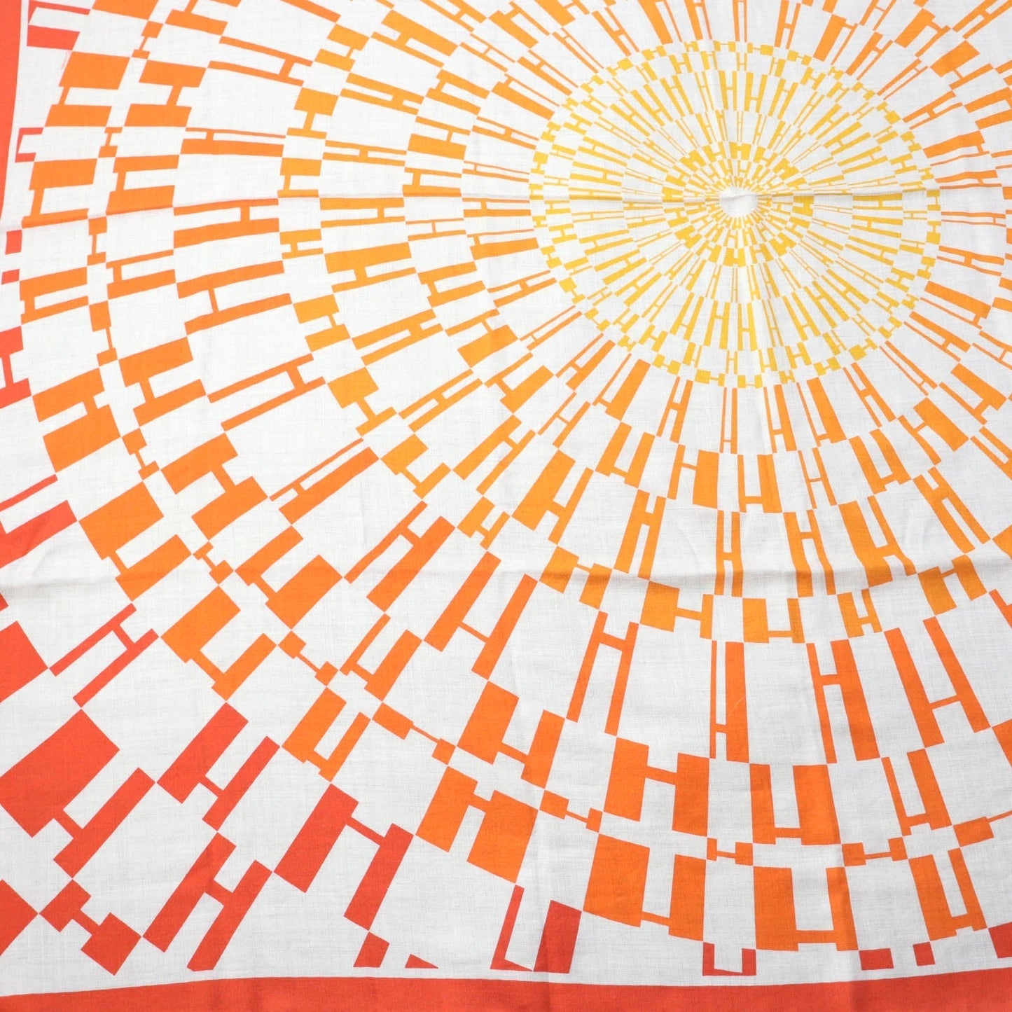 HERMES Stall cashmere Orange Carre140 Caregean