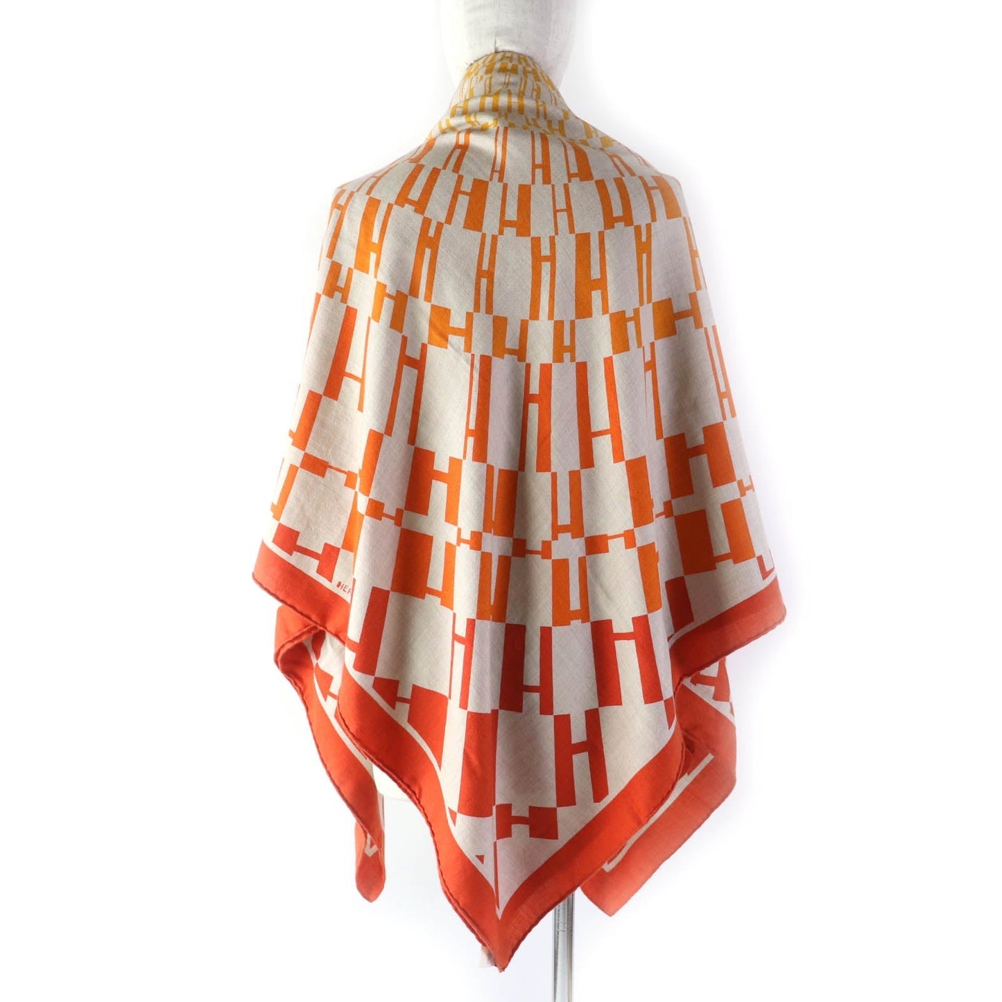 HERMES Stall cashmere Orange Carre140 Caregean