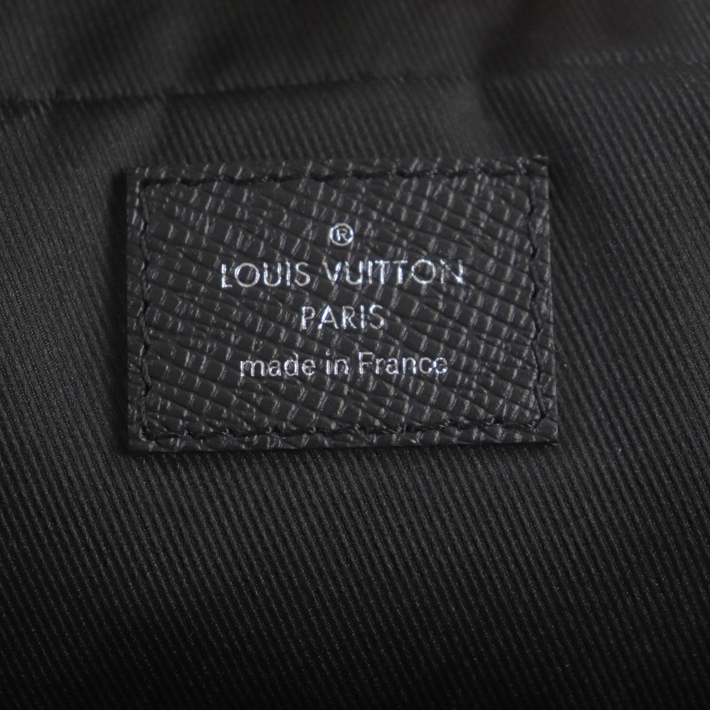 LOUIS VUITTON Briefcase M30975 Taiga Leather black Taiga Porte Documan Voyagej