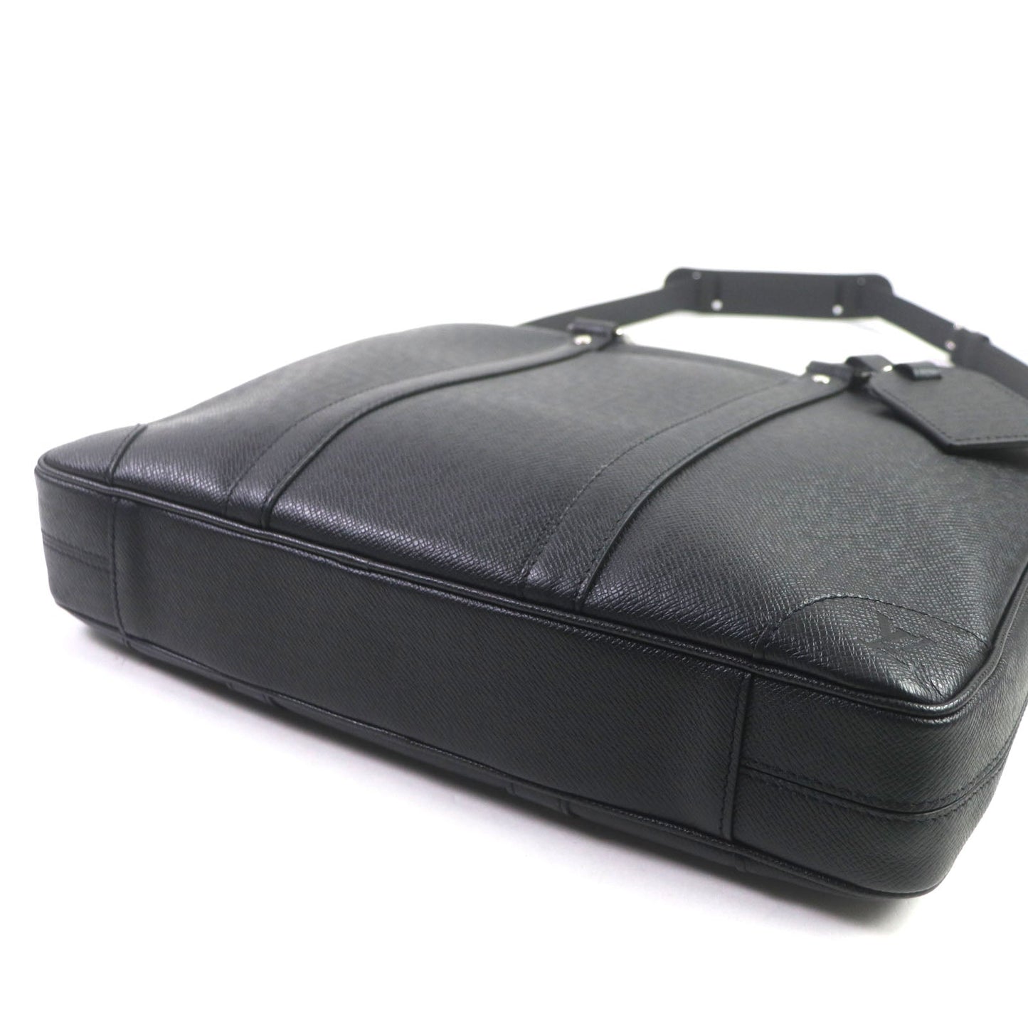 LOUIS VUITTON Briefcase M30975 Taiga Leather black Taiga Porte Documan Voyagej