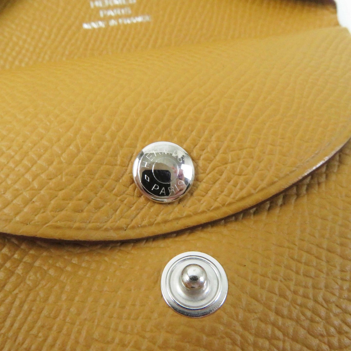 HERMES Coin case Epsom Sesame Calvi duo