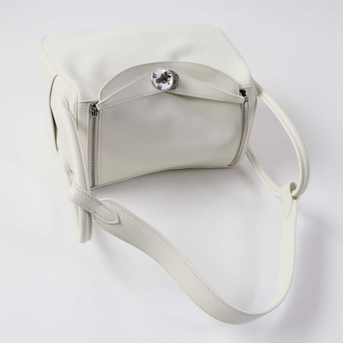 HERMES Shoulder Bag Evercolor white Lindy 26