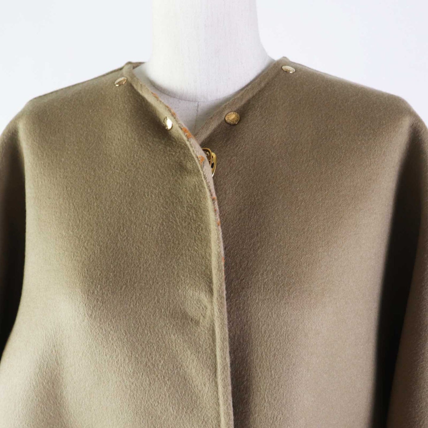 LOUIS VUITTON coat 1ABQP2 wool beige Removable collar double face coat 36
