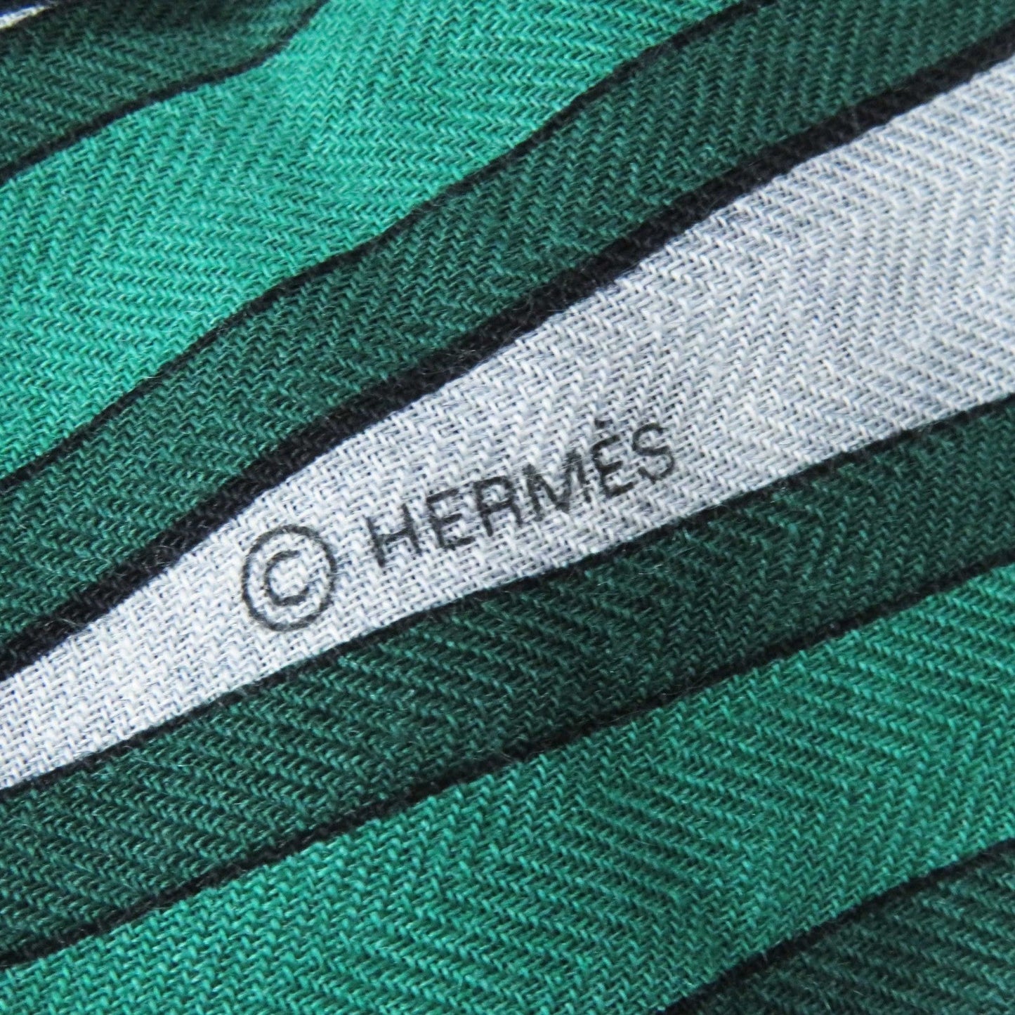 HERMES Stall cashmere Multi Grand Tralala Carre140