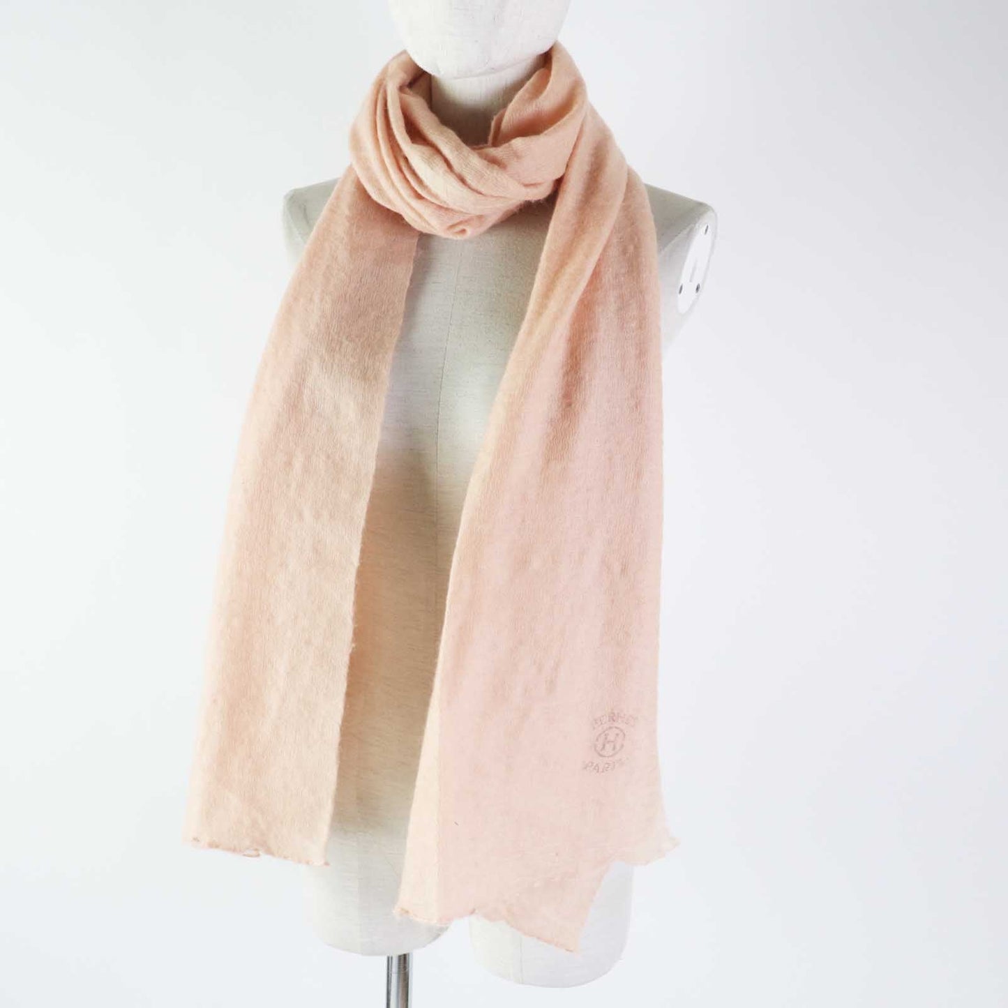 HERMES Stall Main: 75% cashmere, Main: 25% silk pink Women Used