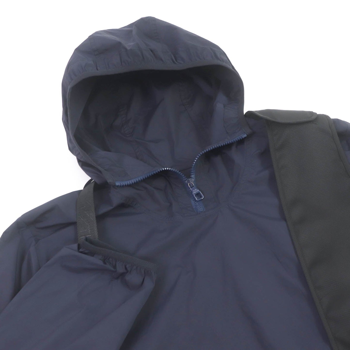 LOUIS VUITTON Blouson Main: 95% nylon, Main: 5% polyurethane, Part: 100% nylon Navy mens 50 Used