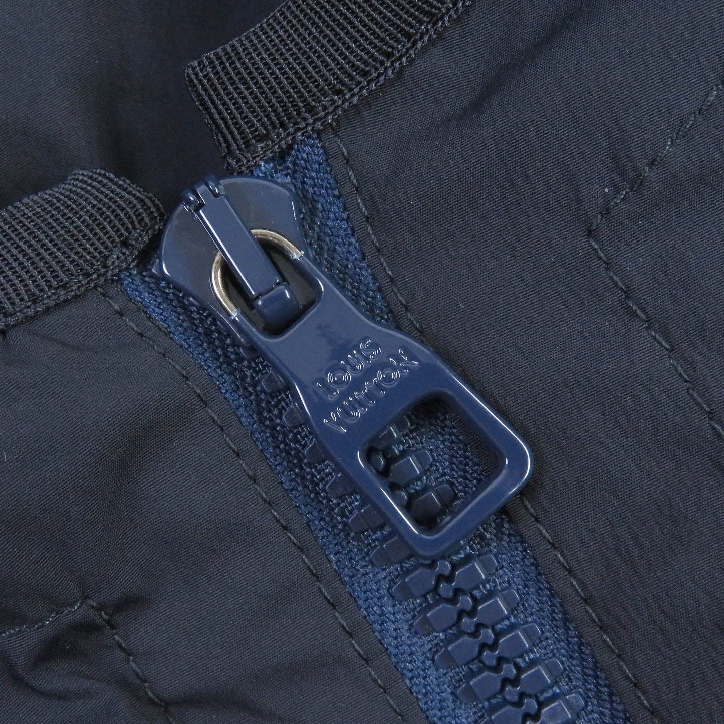 LOUIS VUITTON Blouson Main: 95% nylon, Main: 5% polyurethane, Part: 100% nylon Navy mens 50 Used
