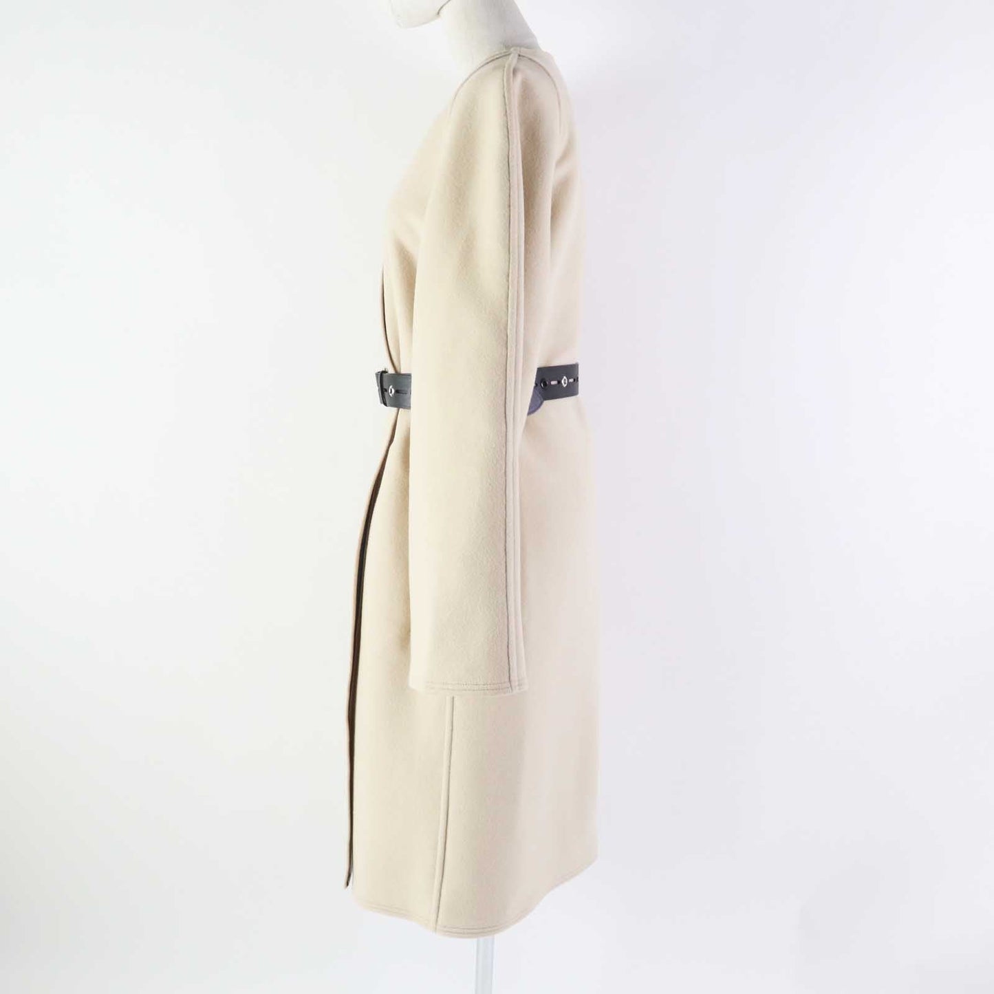 LOUIS VUITTON coat 1A4YSZ Outer: 100% cashmere, Lining: 50% rayon, Lining: 50% cupra, Part: 100% polyester, Part: lamb leather light beige Women 40 Used