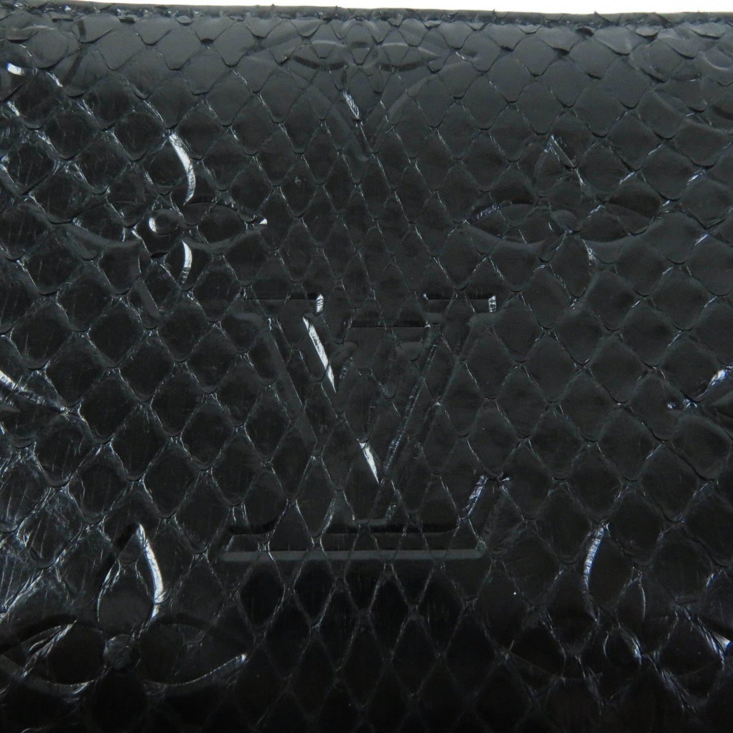 LOUIS VUITTON Coin case N91451 Exotic leather black