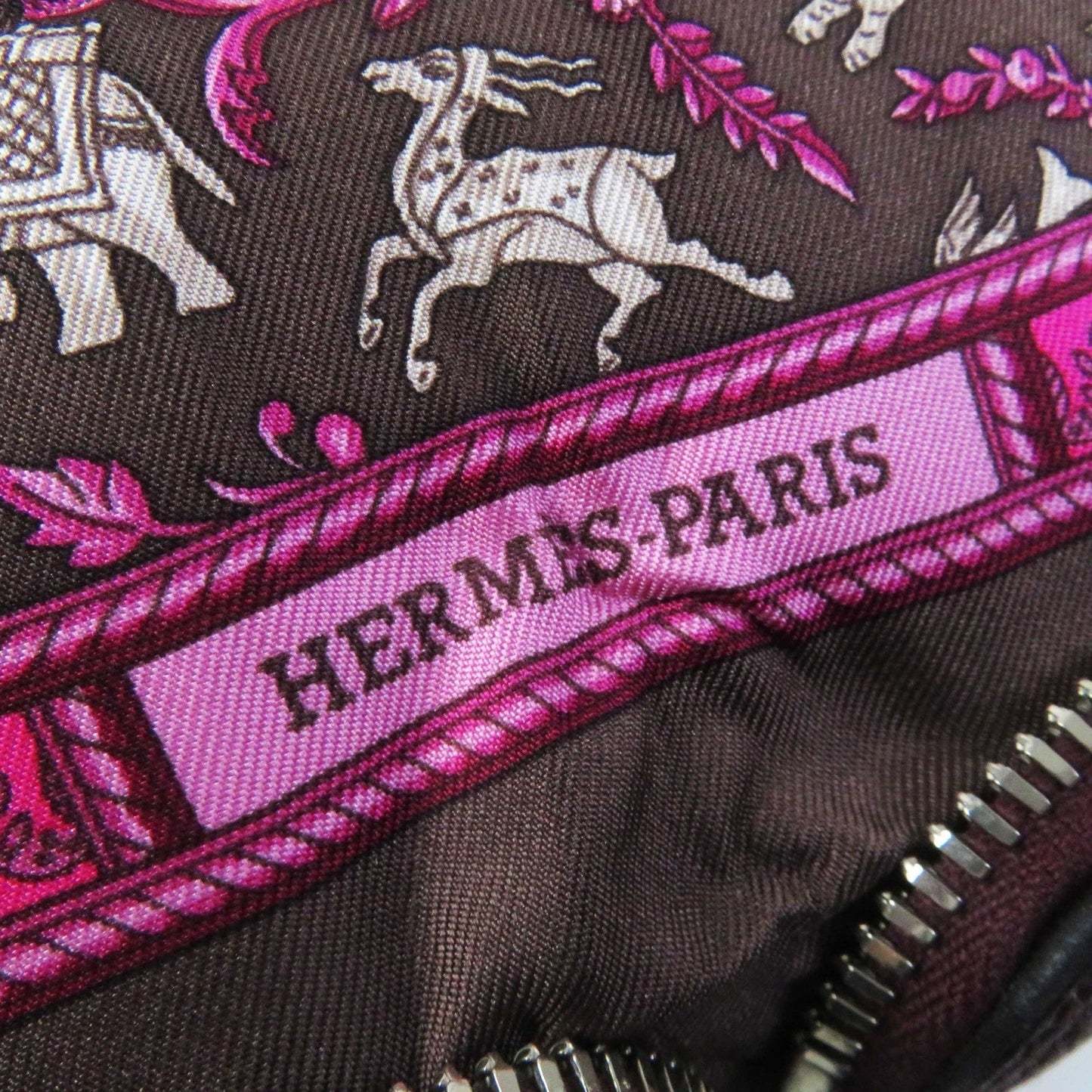 HERMES Tote Bag Buffle Skipper Silk Chocolat Silky pop Chasse En Inde Indian Hunting