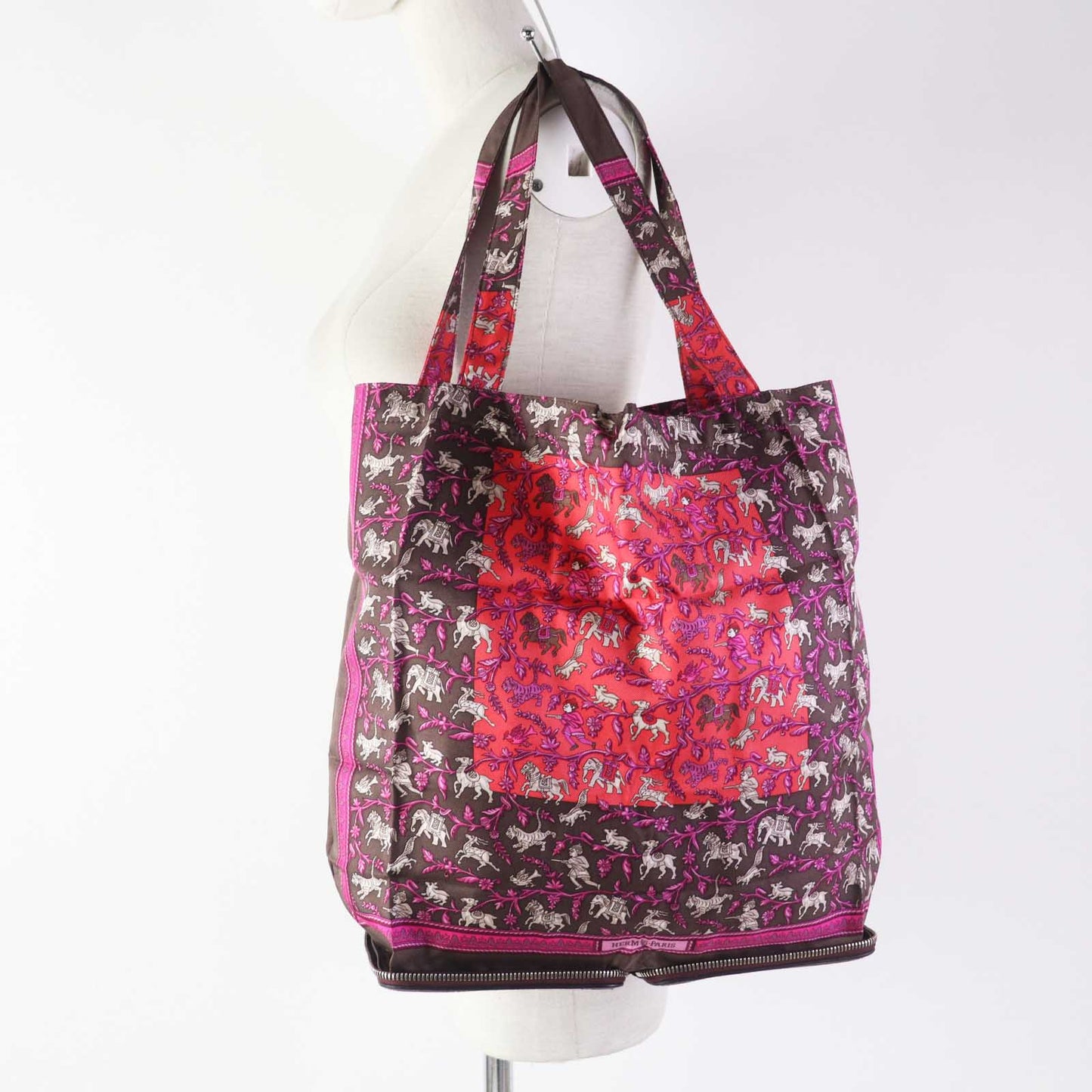 HERMES Tote Bag Buffle Skipper Silk Chocolat Silky pop Chasse En Inde Indian Hunting