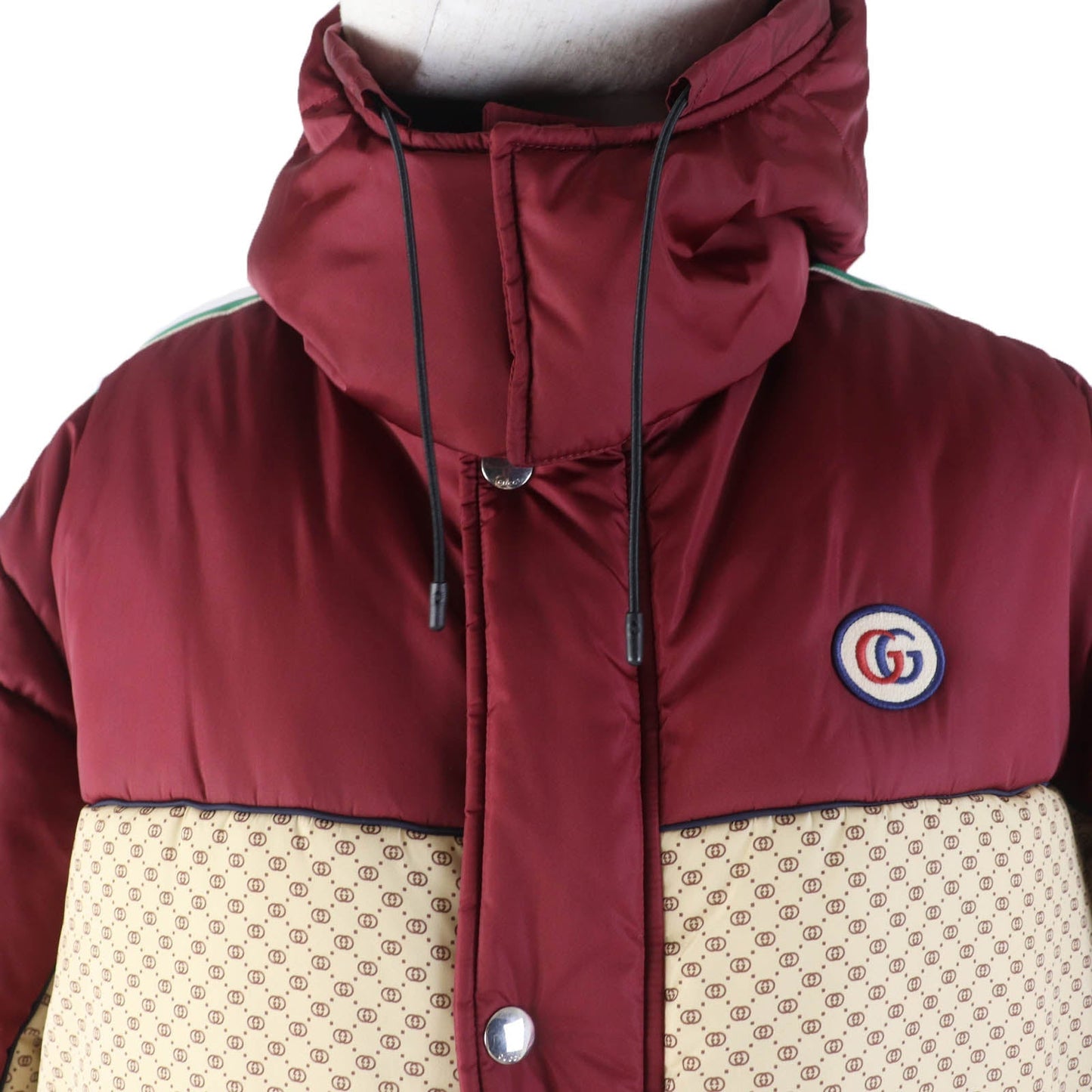 GUCCI 663279 Main: 100% nylon, Filling: 100% polyester, Part: 100% polyester, Lining: 100% nylon Bordeaux Beige Women 42 Used