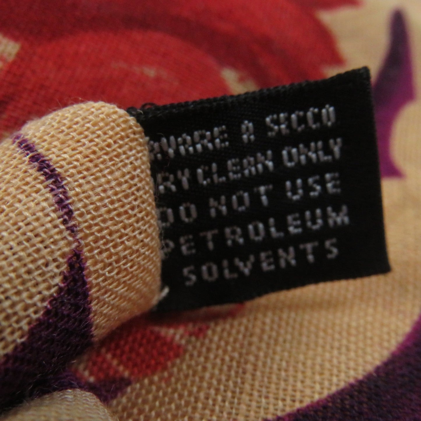 GUCCI Stall Main: 70% wool, Main: 30% silk red multi Women Used