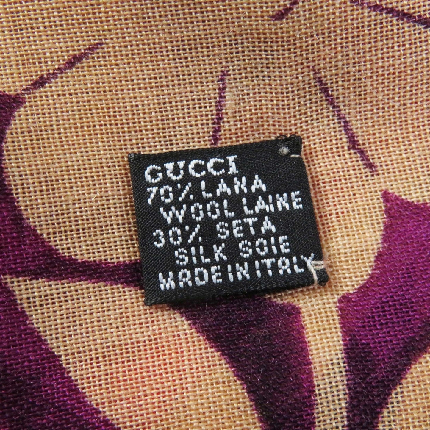 GUCCI Stall Main: 70% wool, Main: 30% silk red multi Women Used