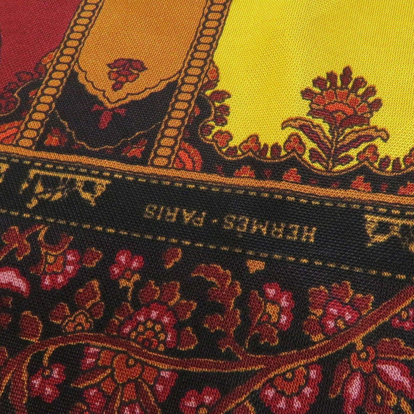 HERMES Cut Rayon Bordeauxtype 38