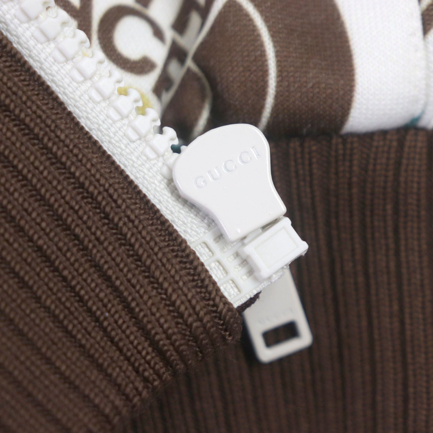 GUCCI Track jacket 651321 Outer: 55% polyester, Outer: 45% cotton, Lining: 100% polyester, Part: 93% polyester, Part: 5% nylon, : 2% polyurethane Brown white mens XS Used