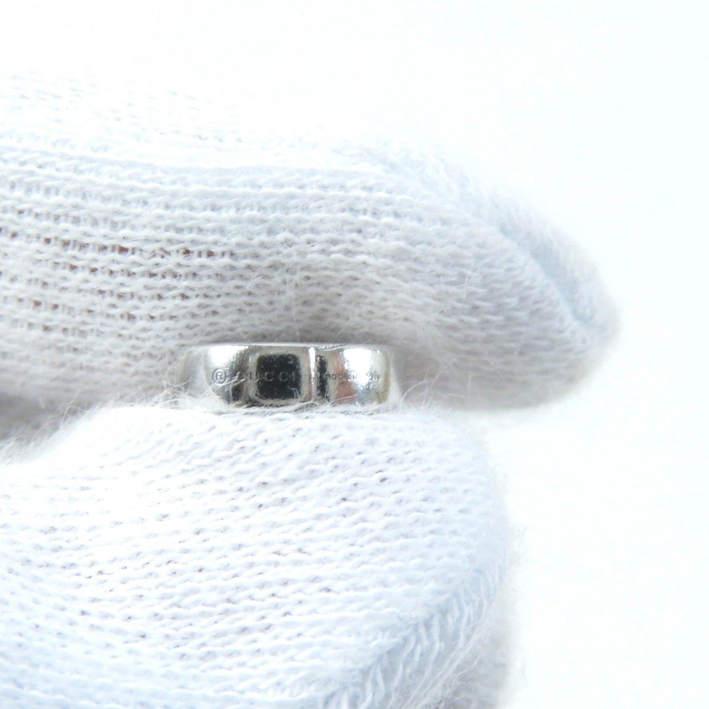 GUCCI Pierce AG925 Silver