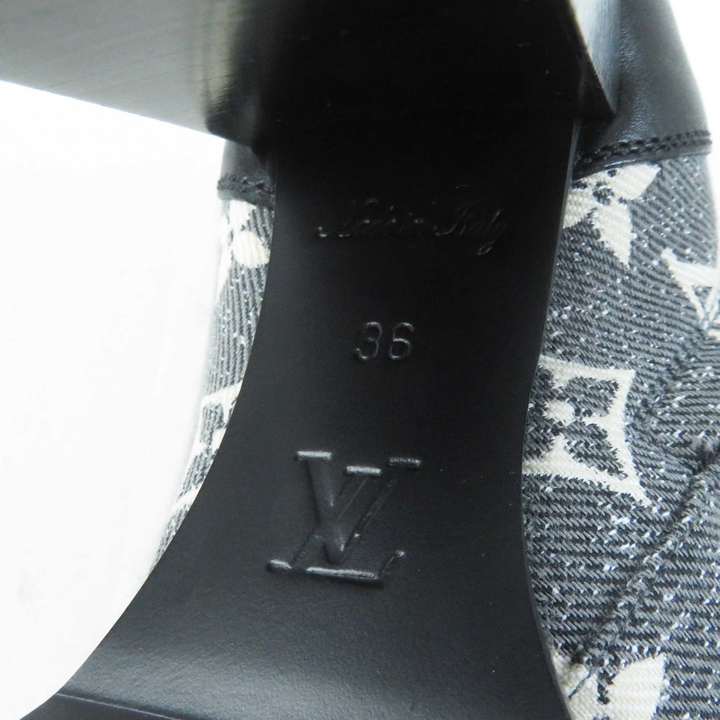 LOUIS VUITTON Ankle boots 1AB2XR leather Black Gray type Star trail line 36