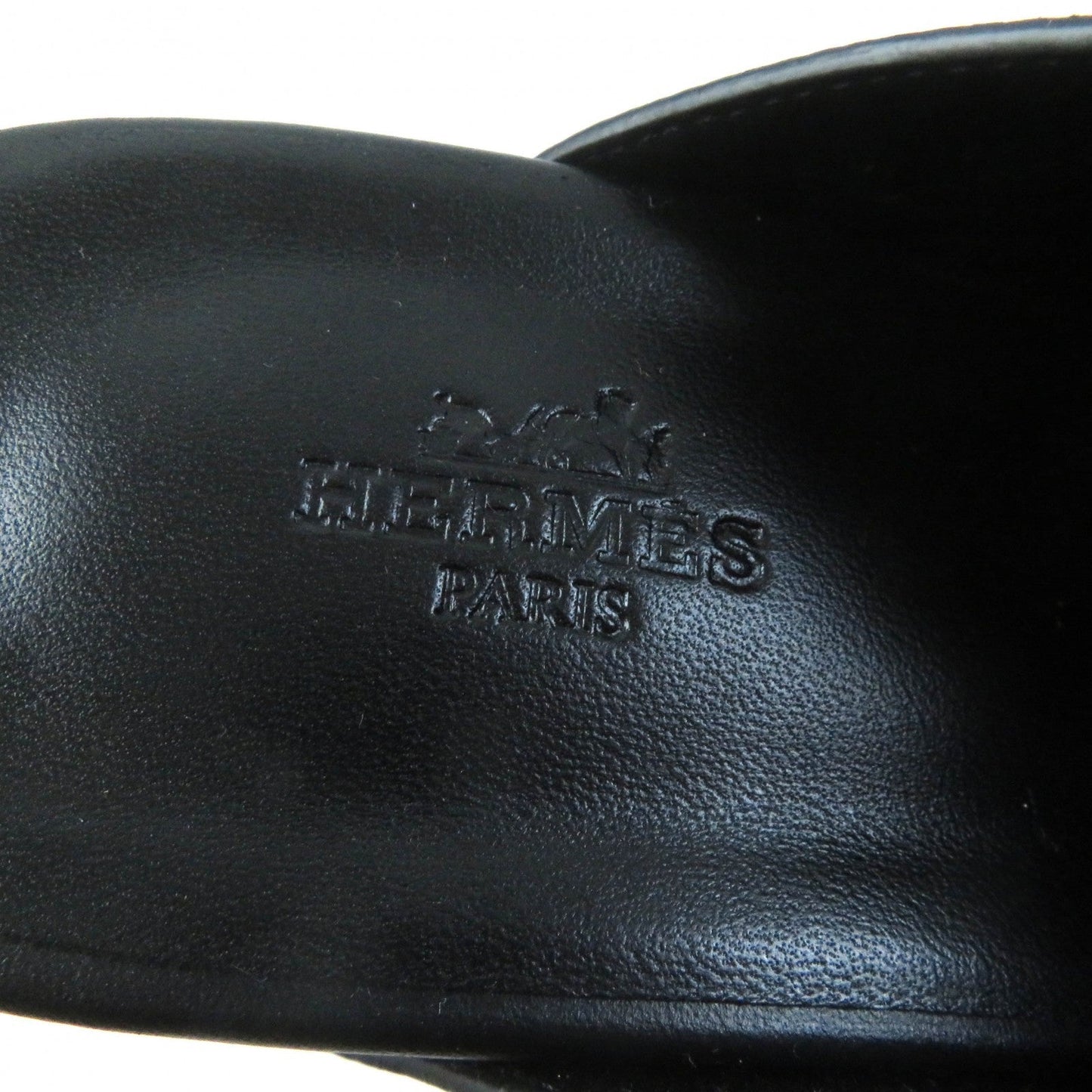 HERMES Sandals leather black Earth 37