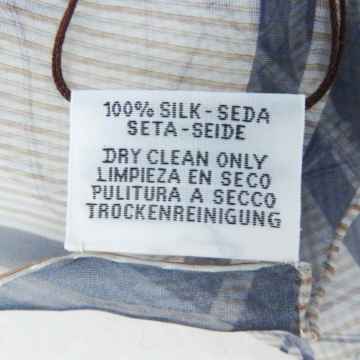 HERMES scarf silk Navy Beige type Gavroche 45 VOITURES ENEQUILIBRE Elaborate carriages