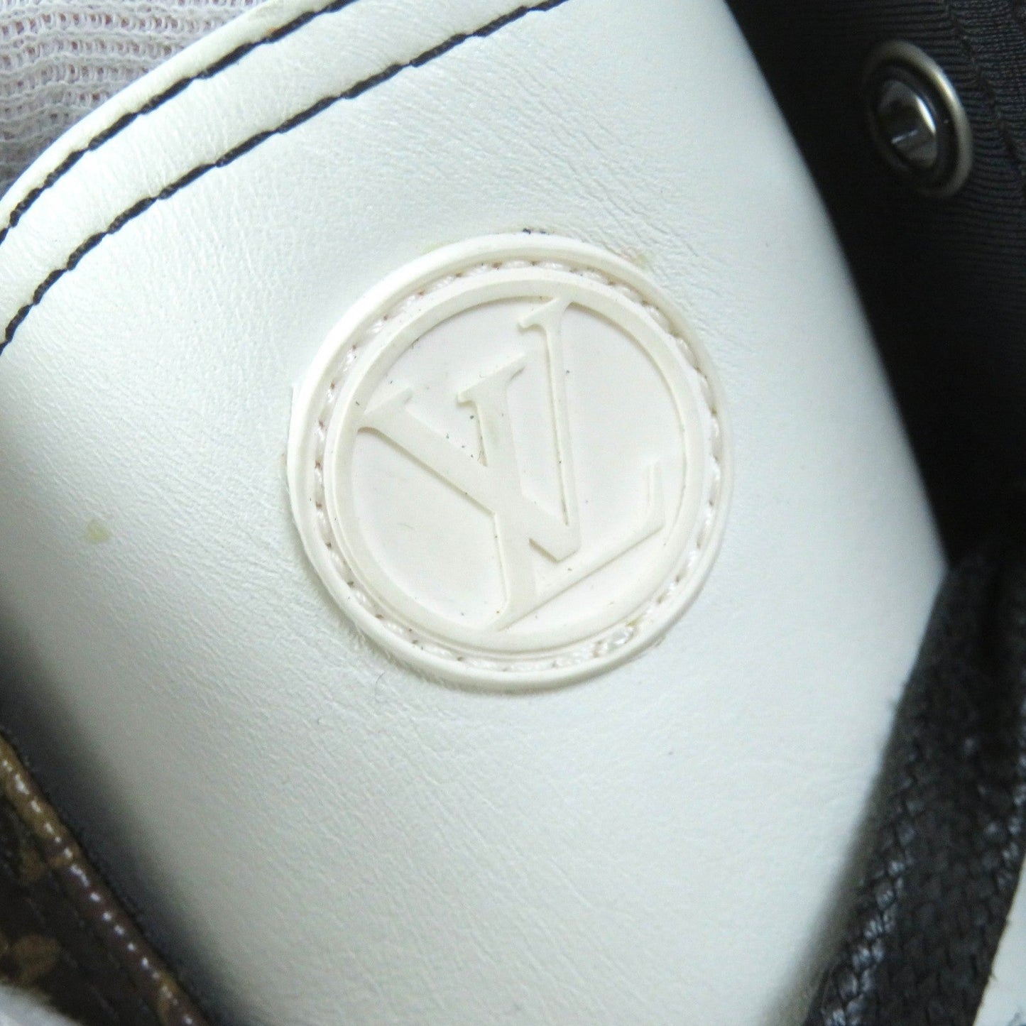 LOUIS VUITTON Ankle boots leather White Black Gold Arclight line 37