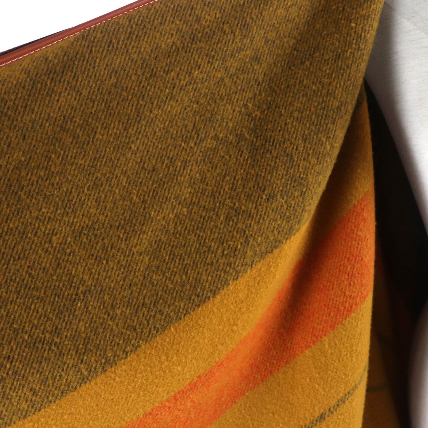 HERMES poncho wool mustard Rocabal
