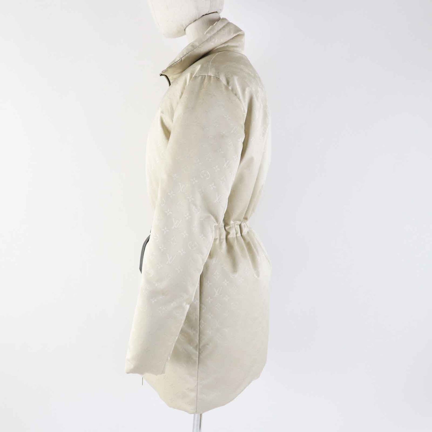LOUIS VUITTON down coat FDJA44QWD polyester beige 36