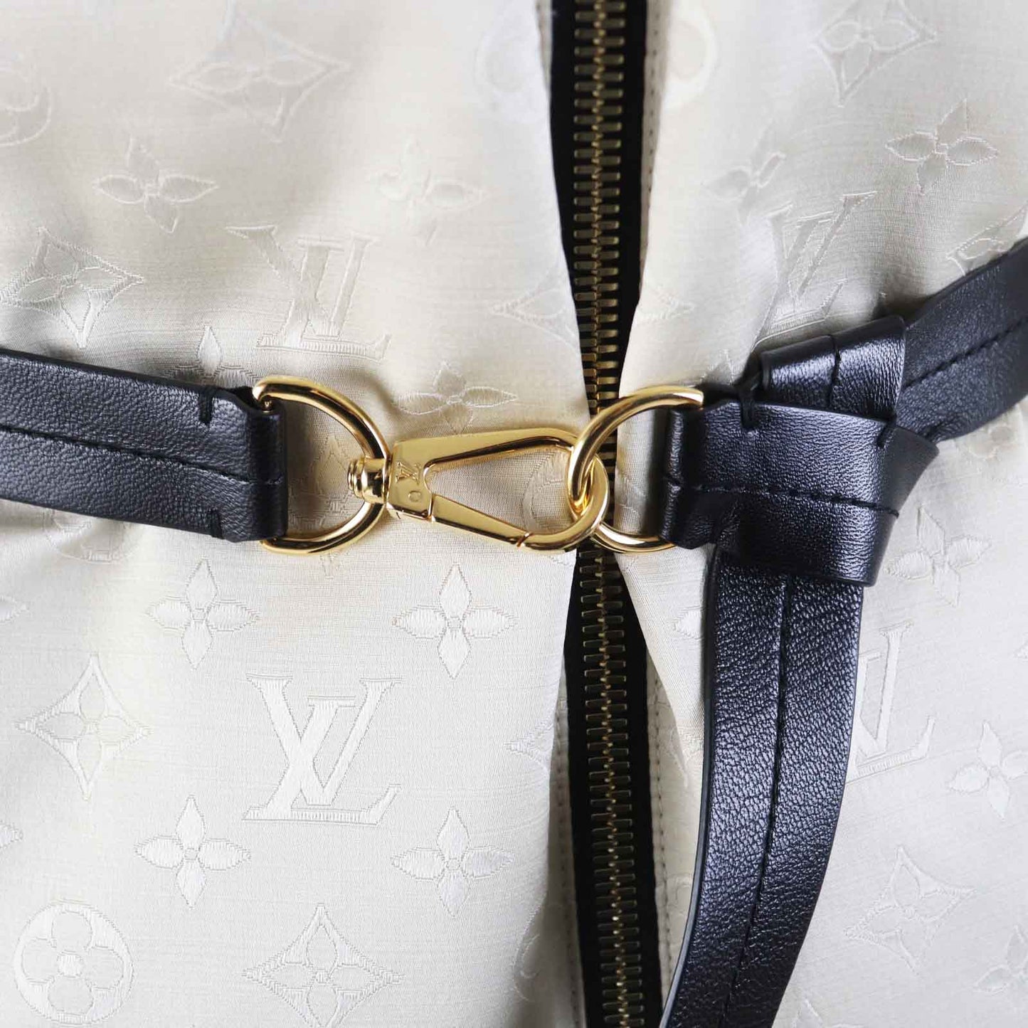 LOUIS VUITTON down coat FDJA44QWD polyester beige 36