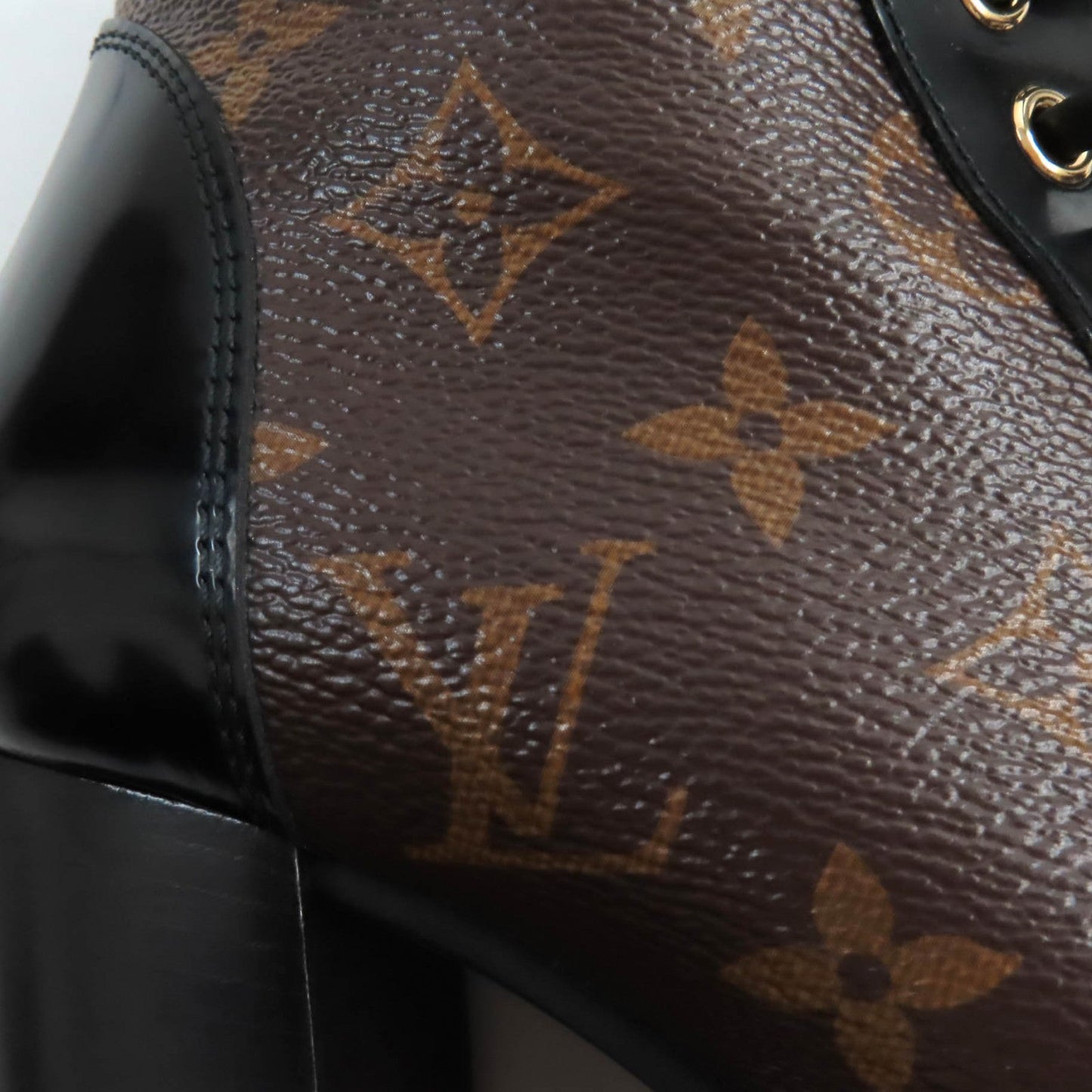 LOUIS VUITTON Ankle boots Monogram canvas Brown black Star Trail Line 35