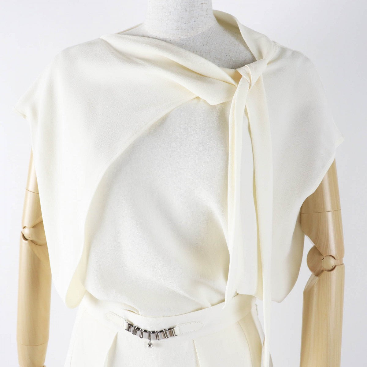 HERMES setup 2H0606DC/2H0316DC silk Ivory