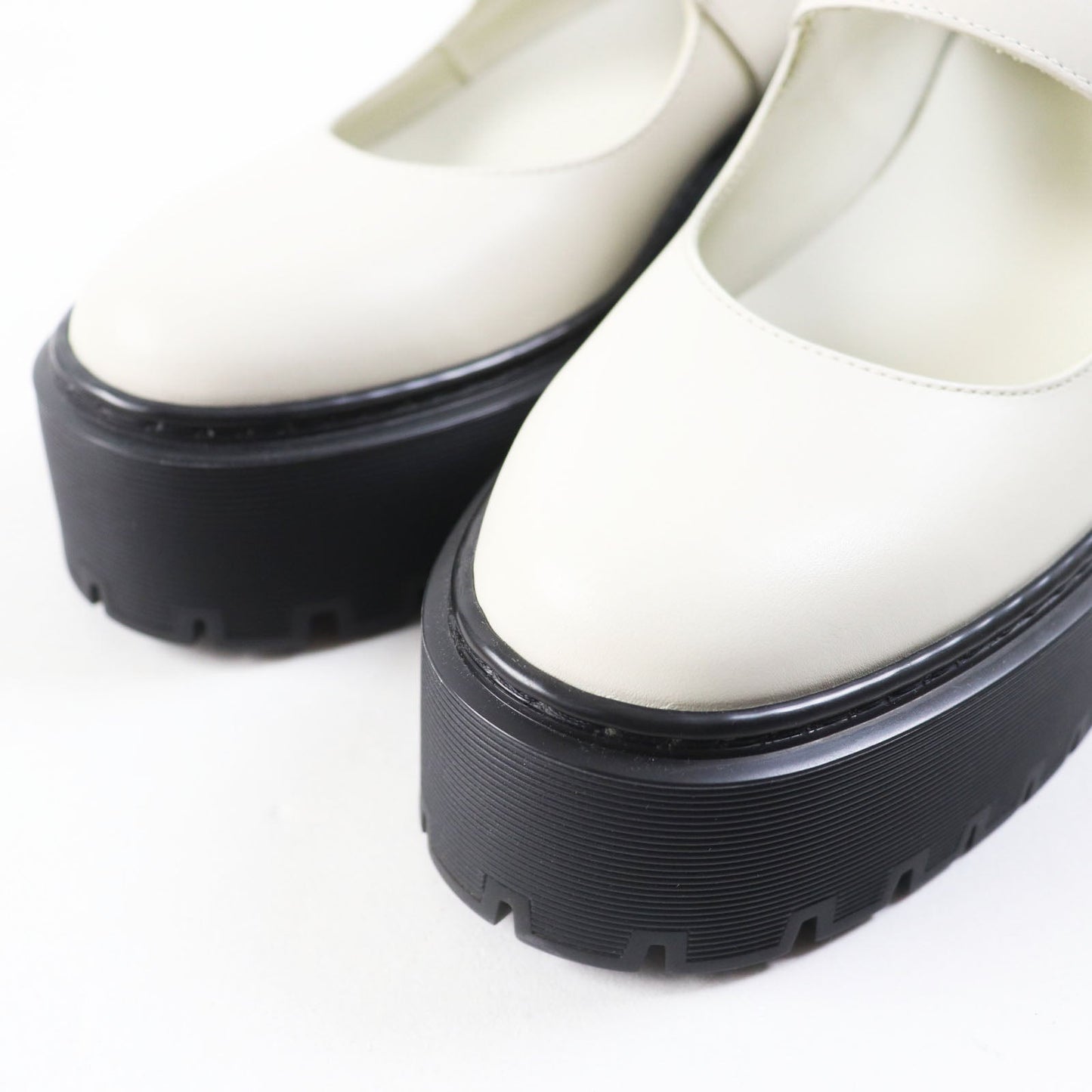 HERMES Leather shoes leather Ivory black Hoxton H Cadenas 35.5