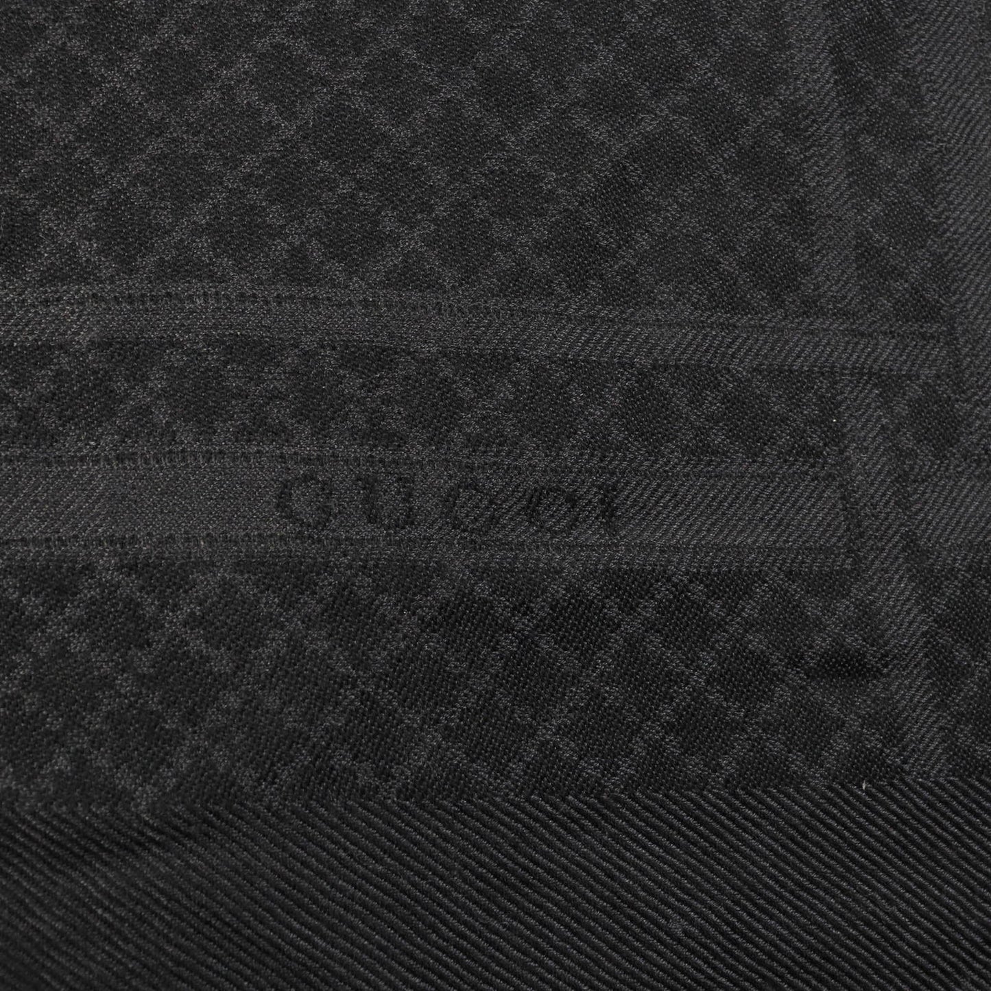 GUCCI Stall 355468 silk black