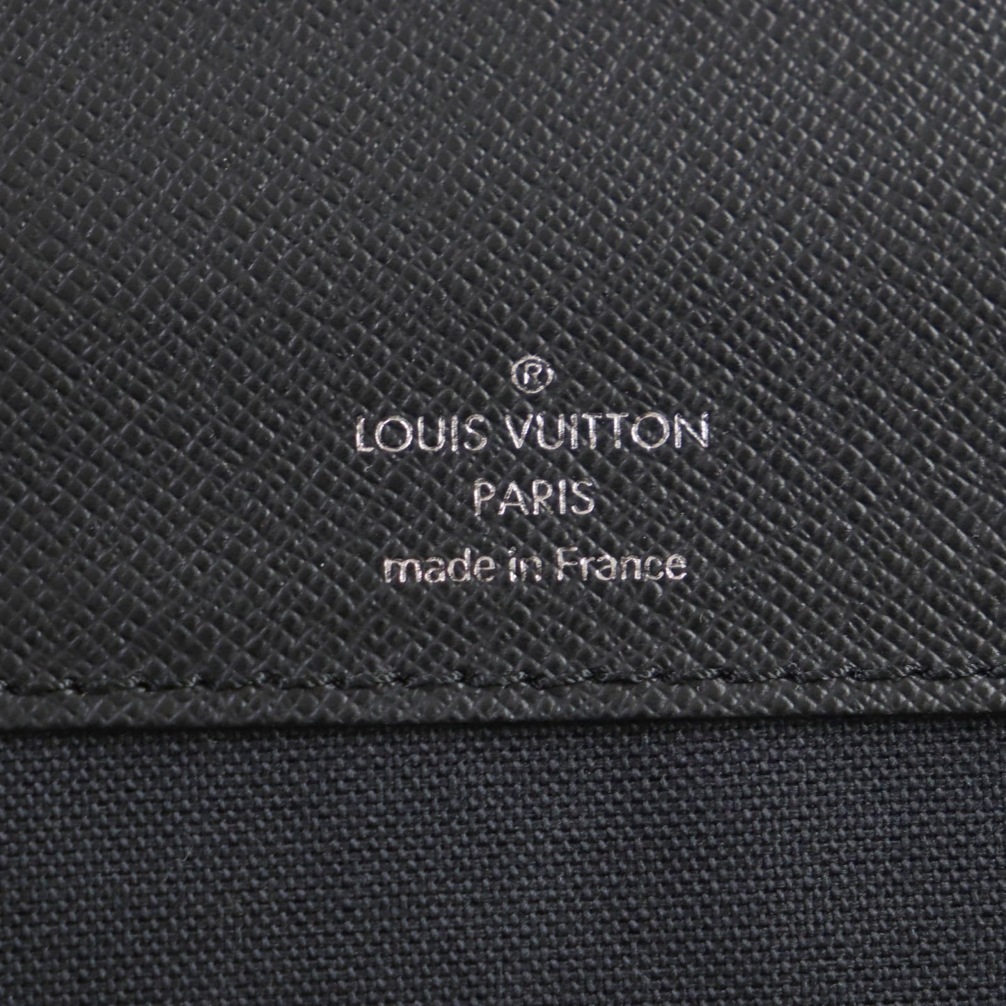 LOUIS VUITTON Briefcase M31042 Taiga black Robusto 2 Taiga Aldwaz