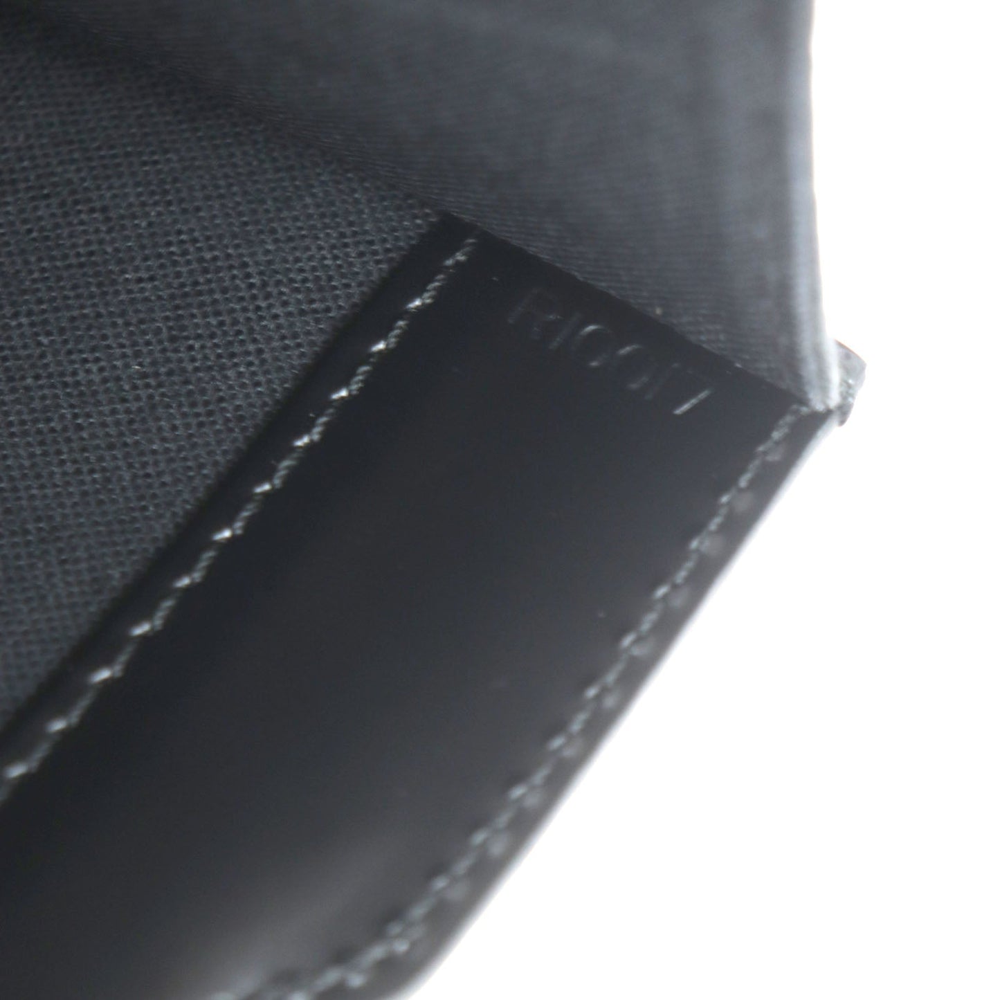 LOUIS VUITTON Briefcase M31042 Taiga black Robusto 2 Taiga Aldwaz