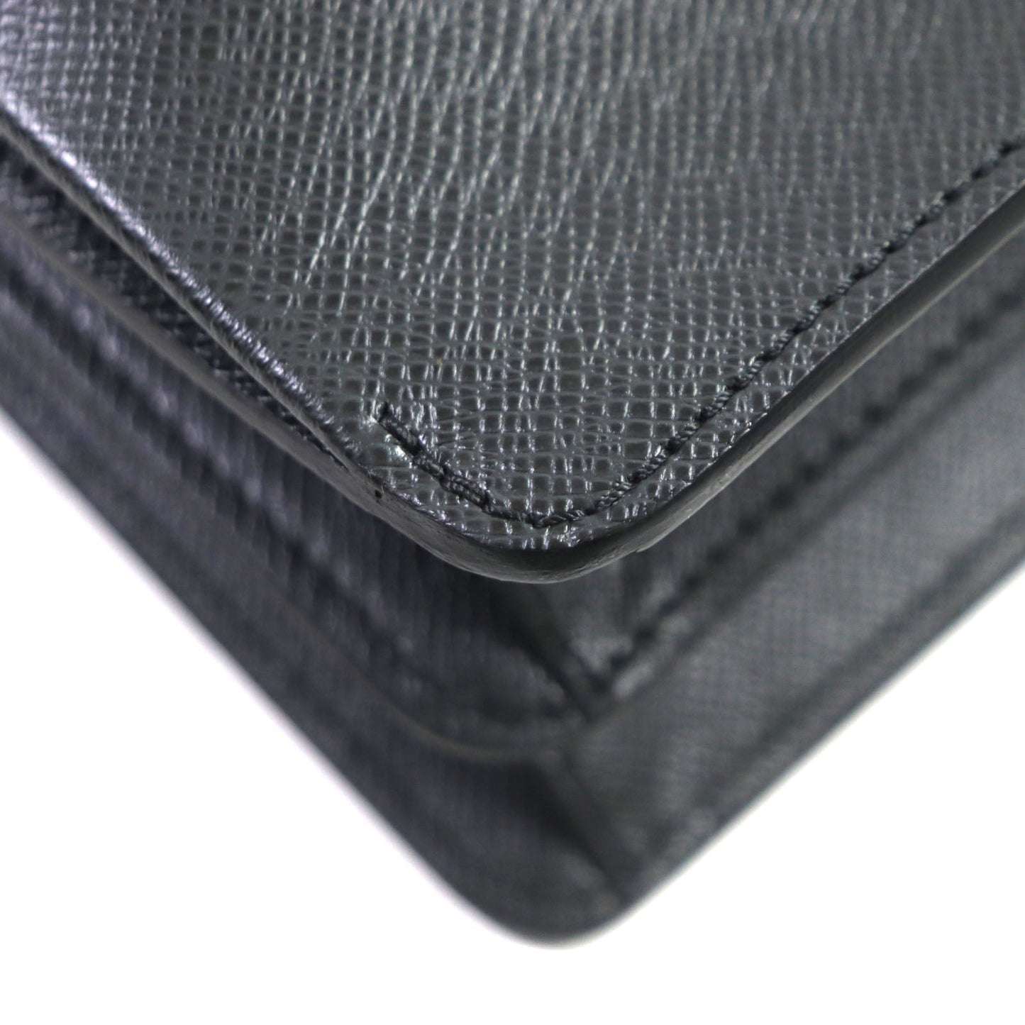 LOUIS VUITTON Briefcase M31042 Taiga black Robusto 2 Taiga Aldwaz