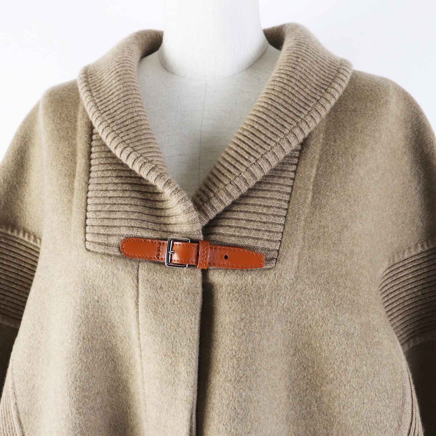 HERMES coat cashmere beige 38