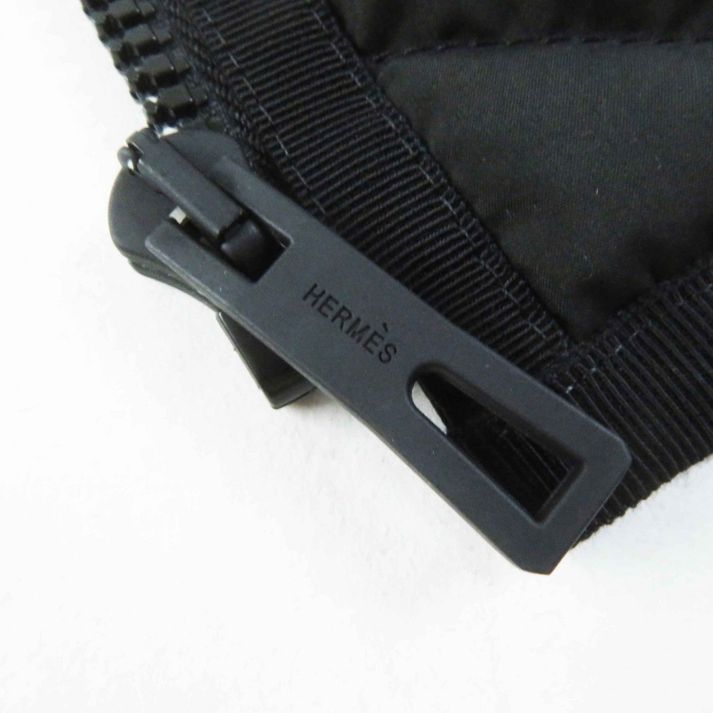 HERMES Down vest 4H0169DR polyester black 38