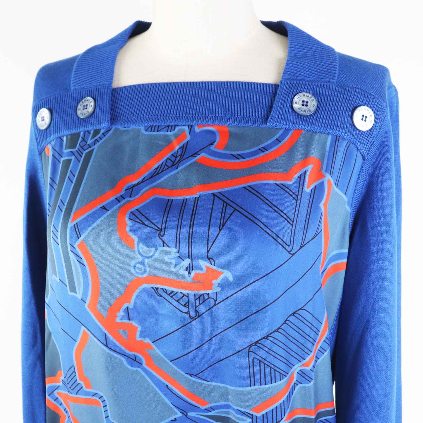 HERMES knit 2E2808DN Main: 100% silk, Main: 84% rayon, Main: 11% silk, Main: 4% nylon, Main: 1% polyurethane blue Women 38 Used