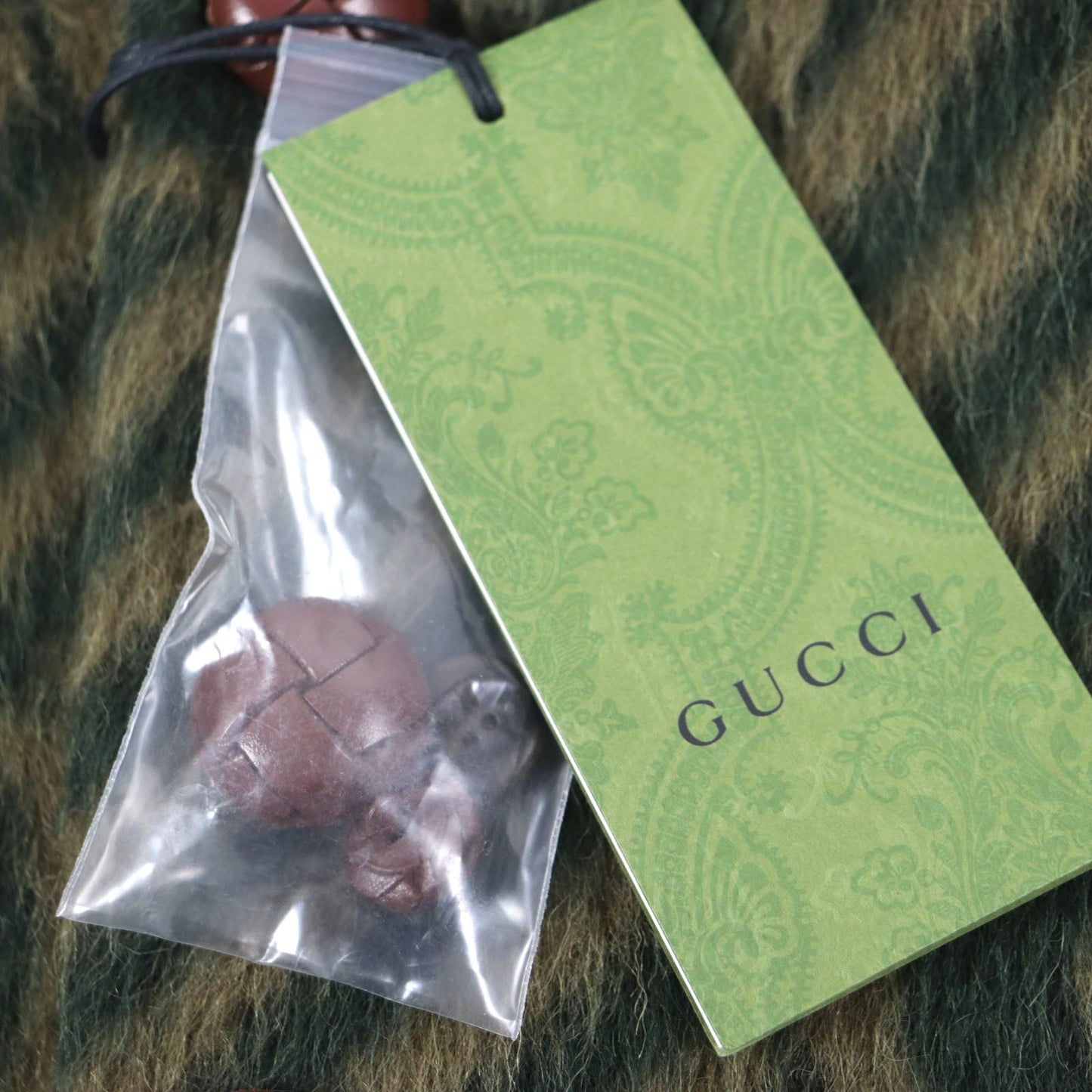 GUCCI Stainless collar coat 639261 Outer: 55% llama, Outer: 45% wool, Lining: 100% rayon, Part: 82% polyester, Part: 18% polyester green mens 44 Used