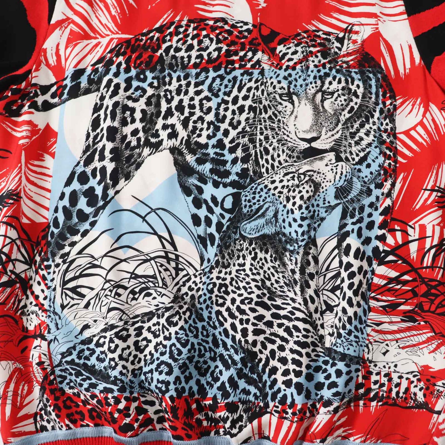 HERMES Short sleeve knit 3E2868D3 Main: 100% silk, Main: 86% rayon, Main: 10% silk, Main: 3% nylon, Main: 1% polyurethane Red x multi JUNGLE LOVE Women 36 Used