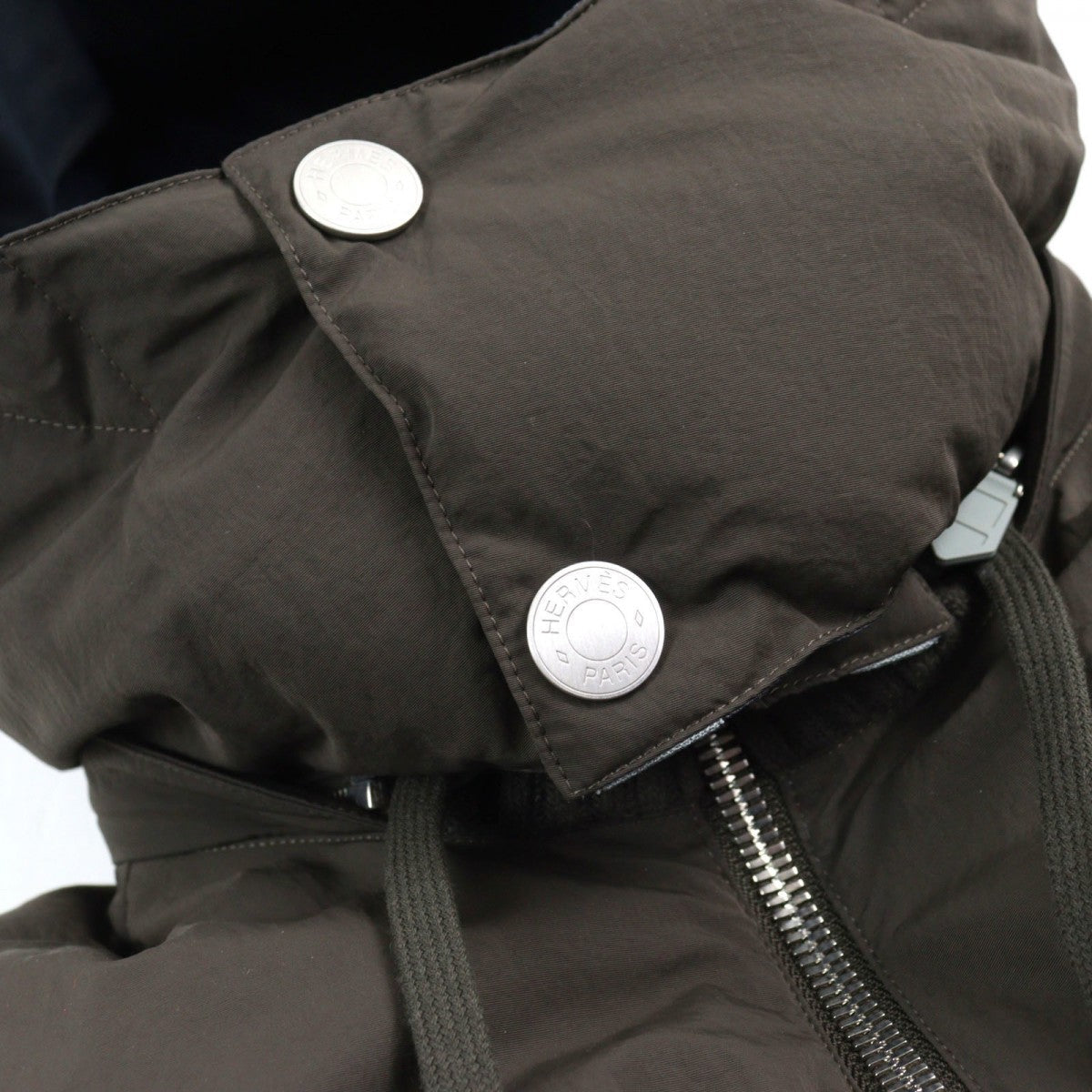 HERMES Down jacket Main: 100% nylon, Lining: 100% nylon, Leather part: sheepskin, Part: 68% wool, Part: 29% cashmere Brown type mens 44 Used