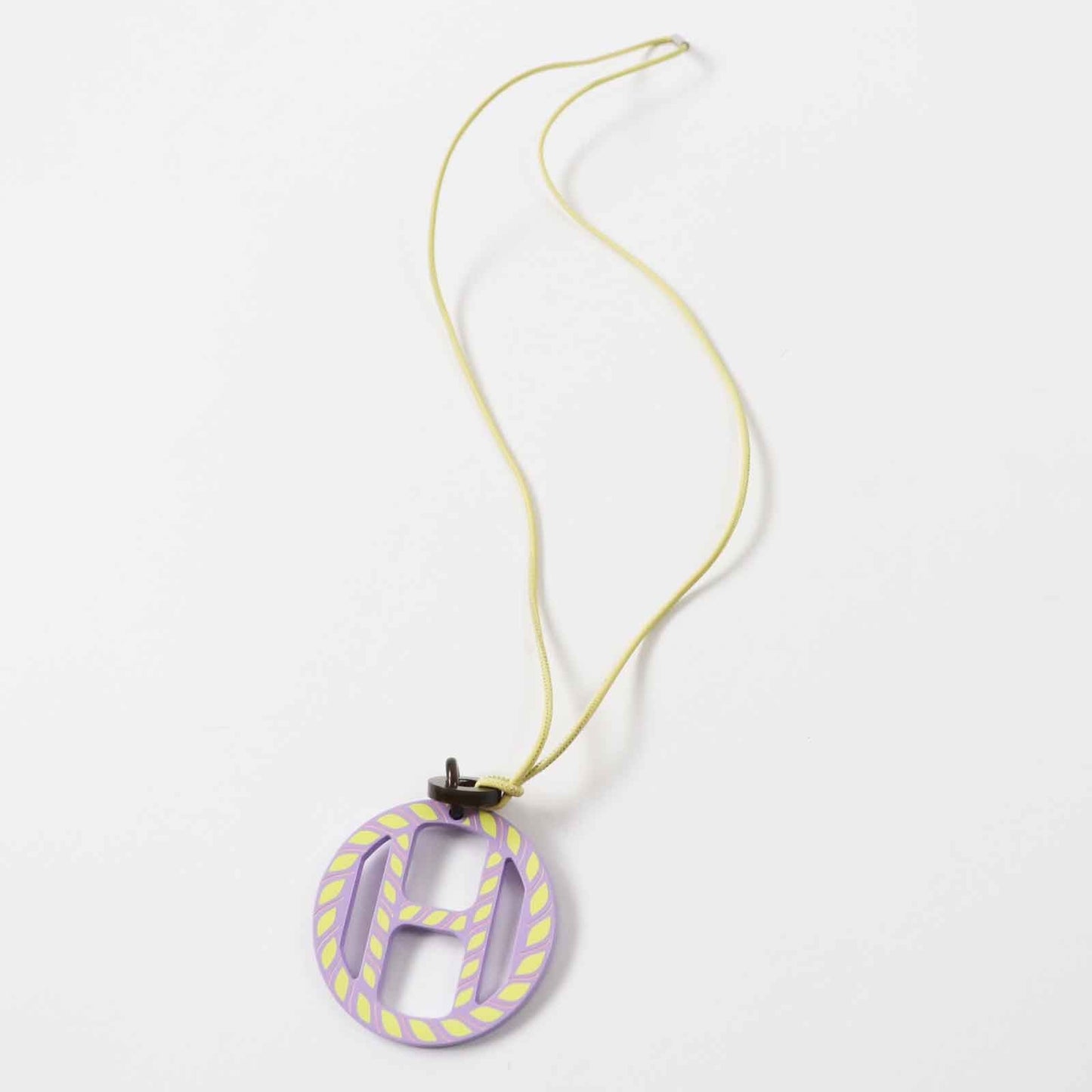 HERMES Necklace Main: Buffalo horn Lavender Yellow H Equip Women Used
