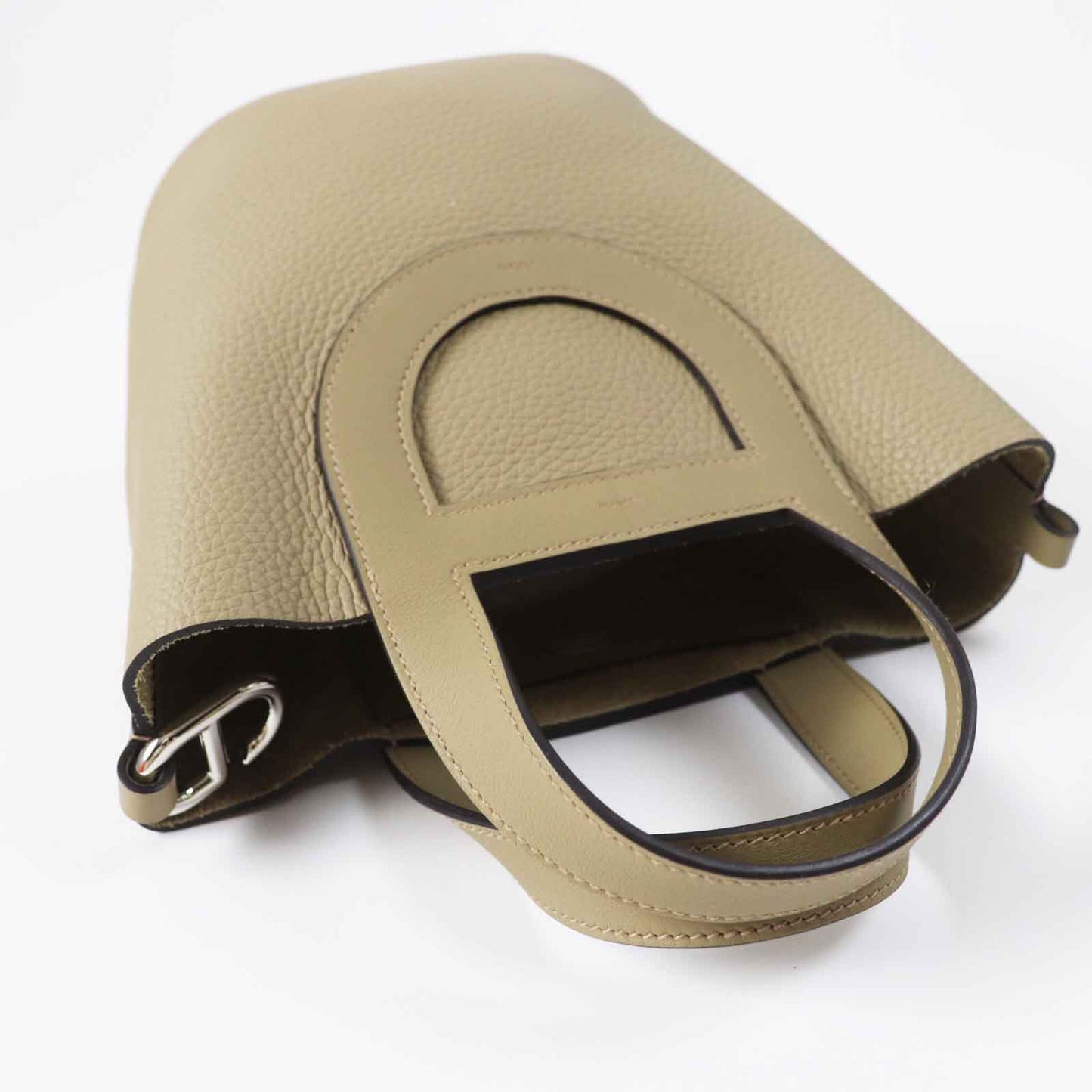 HERMES Handbag Main: Taurillon Clemence, Part: Swift beige marfa in the loop 18 Women Used