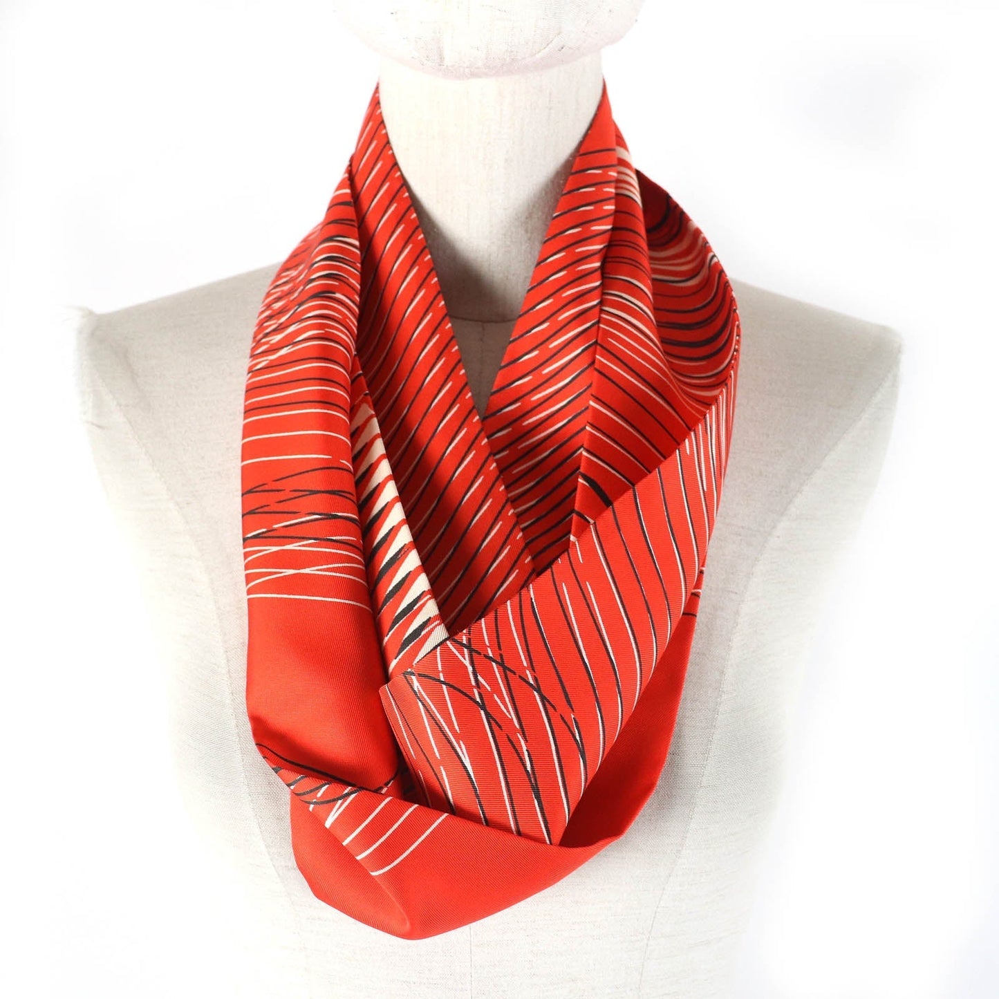 HERMES Other fashion goods Main: 100% silk Orange White Black Women Used