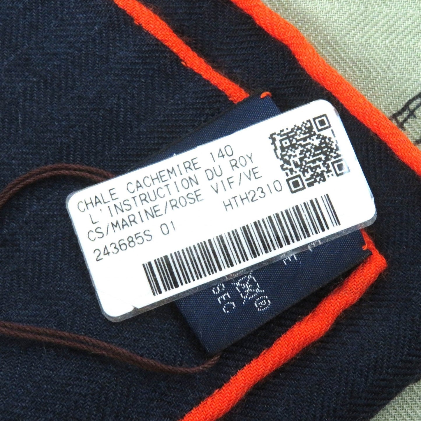 HERMES scarf H243685S Main: 70% cashmere, Main: 30% silk MARINE/ROSE VIF/VE Instructions for the Royal Bayadere Women Used
