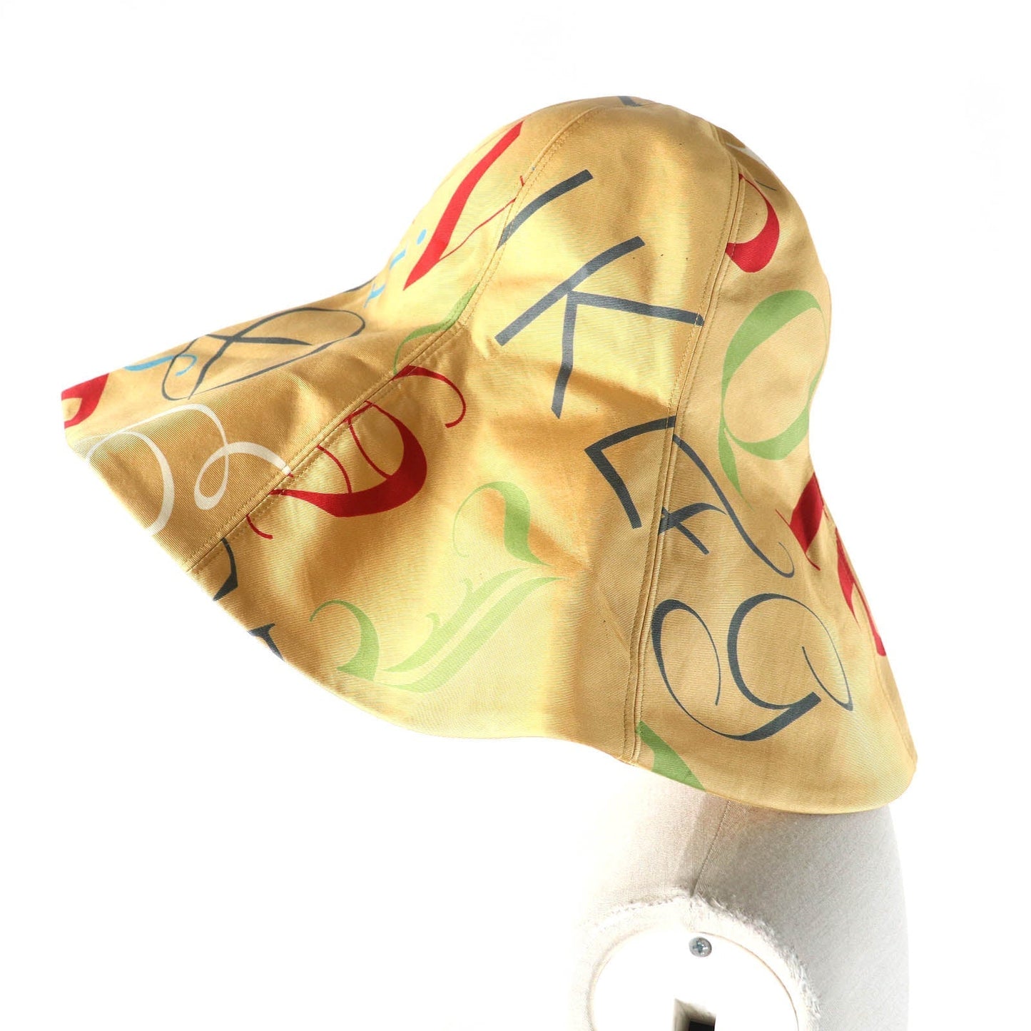 HERMES hat Outer: 100% silk, Lining: 50% linen, Lining: 50% silk Beige multicolor Women Used