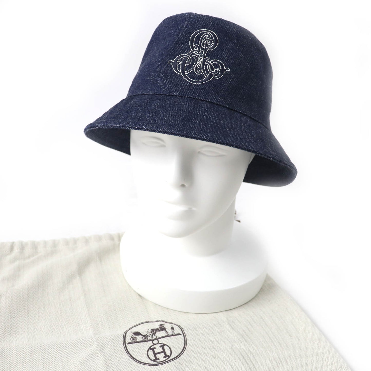 HERMES hat H241059N Outer: 100% cotton, Lining: 54% cotton, Lining: 46% silk, Part: 56% cotton, Part: 44% rayon Indigo blue Harper Emile Women 58 Used
