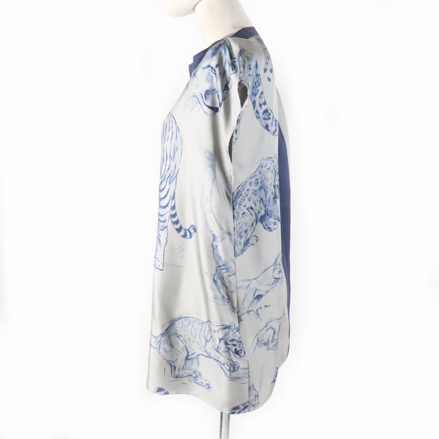 HERMES tops Main: 100% silk Gray navy Women 36 Used
