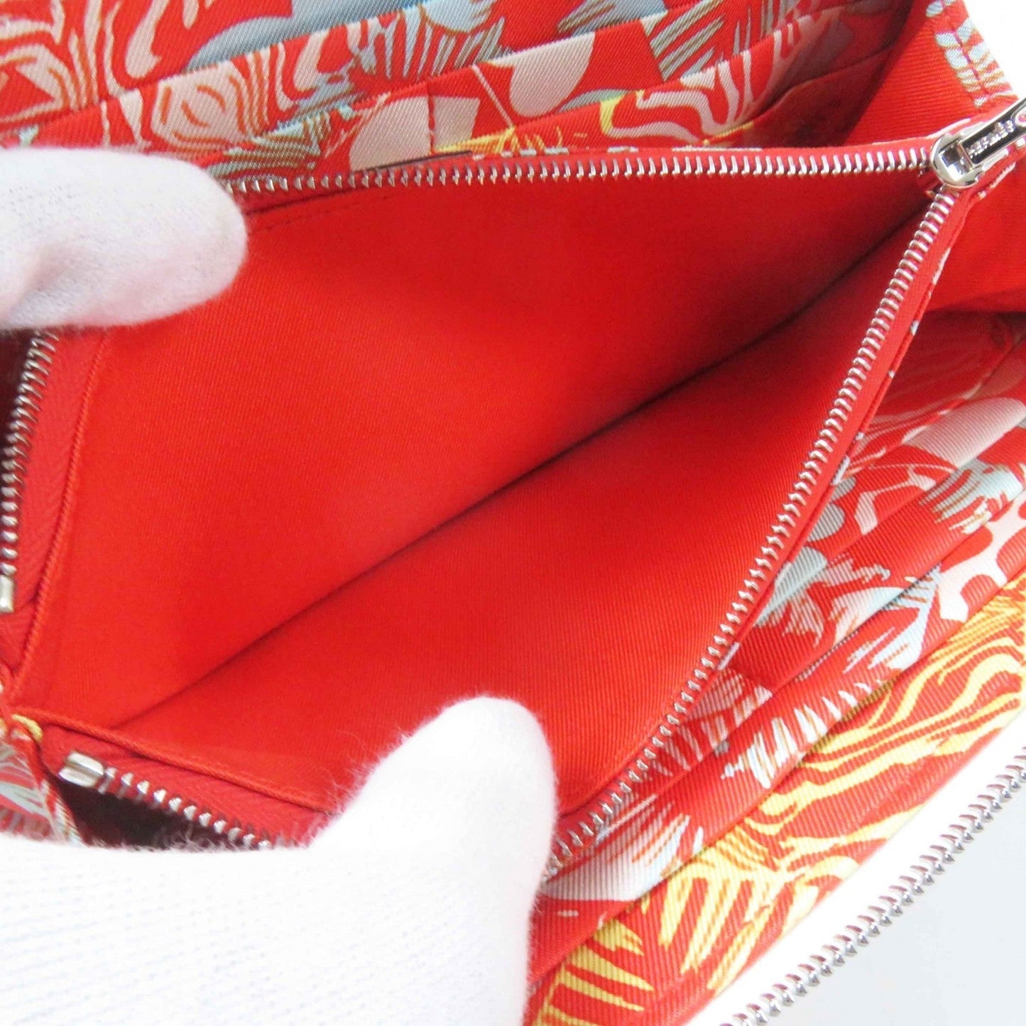 HERMES Long Wallet Purse Main: Evercolor, Lining: Silk New White Azap long silk in Women Used